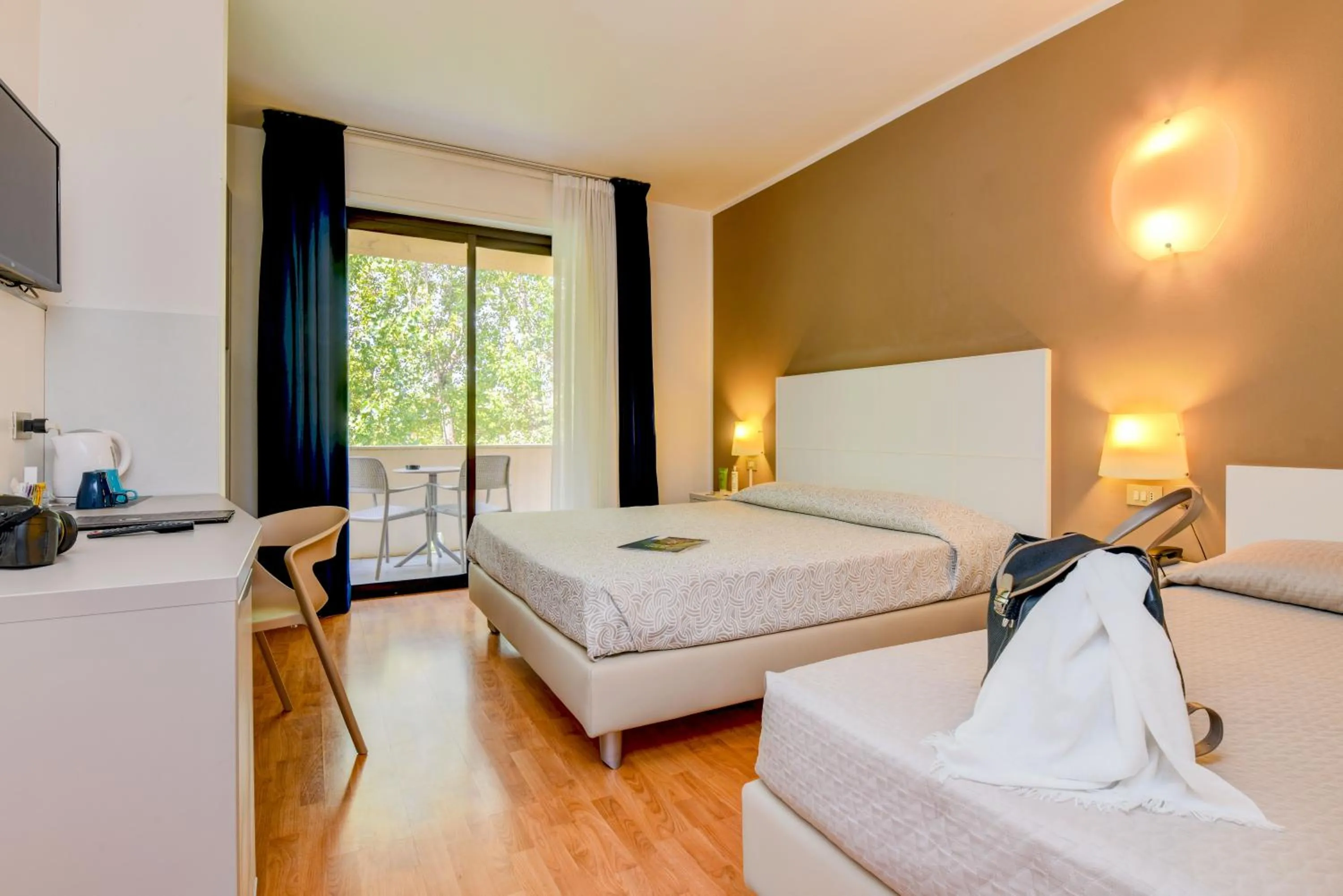 Triple Room in Hotel Riel