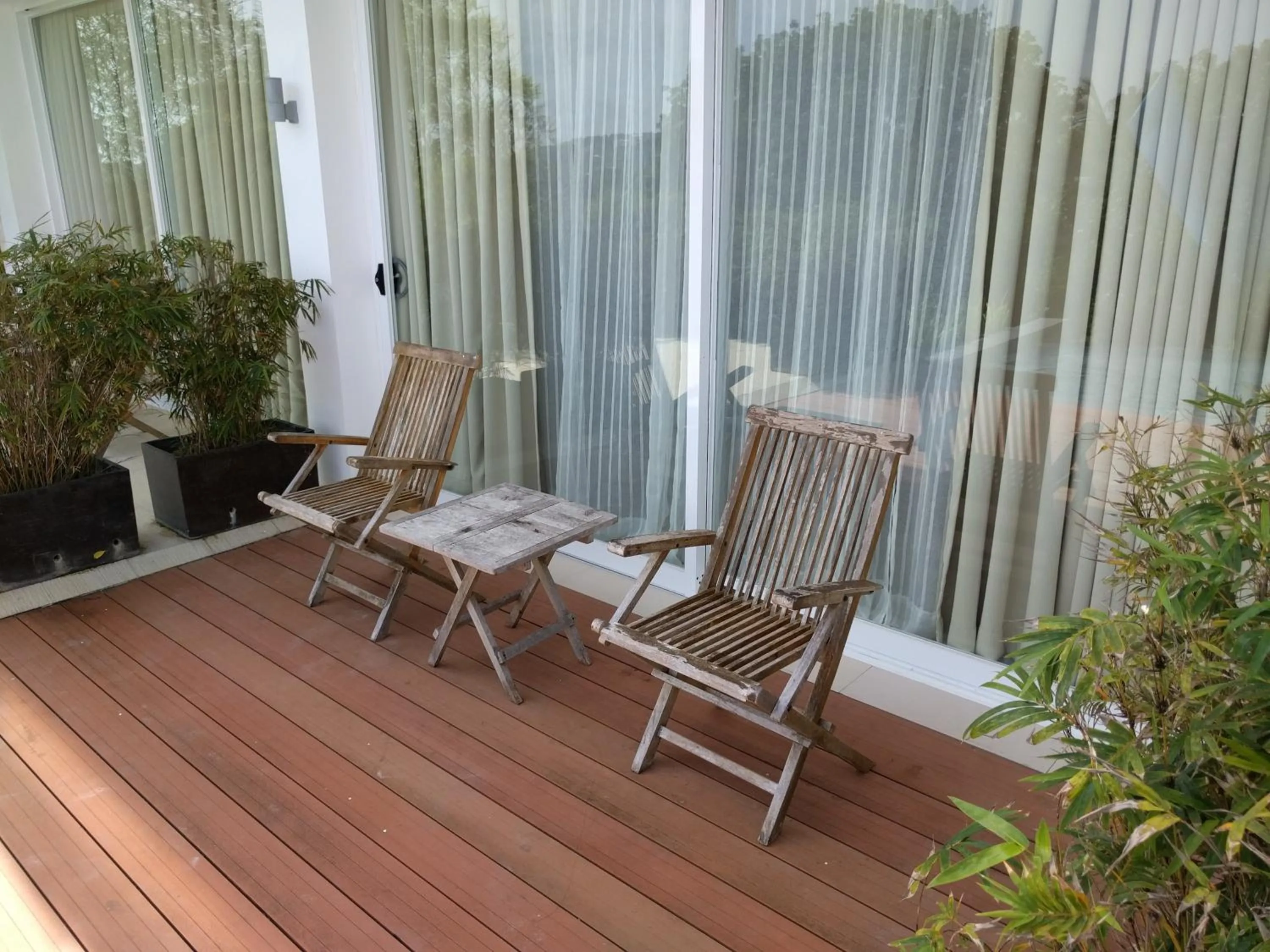 Deluxe Double or Twin Room with Pool View in Ocean Suites Bohol Boutique Hotel