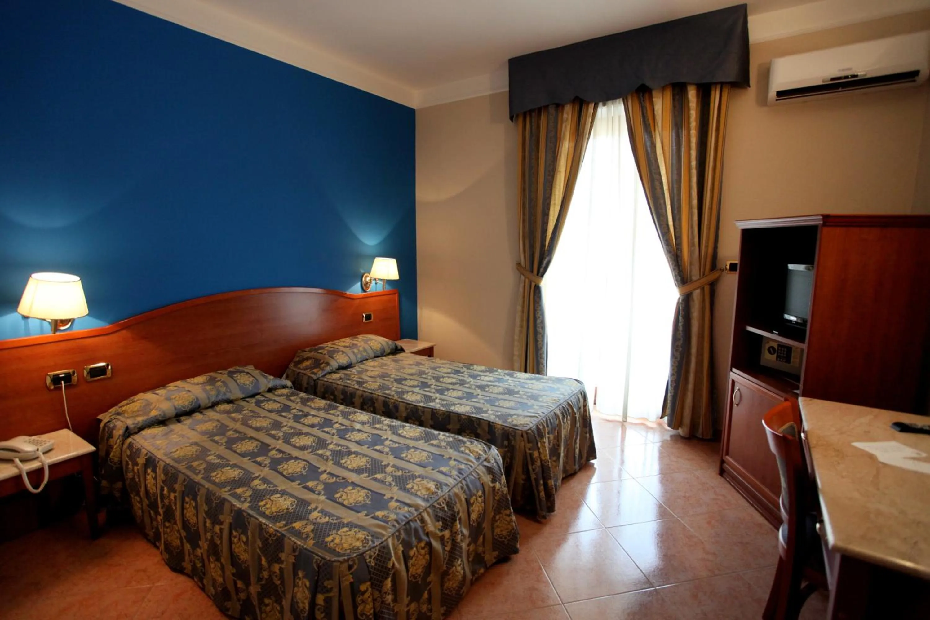 Twin Room in Belsito Hotel