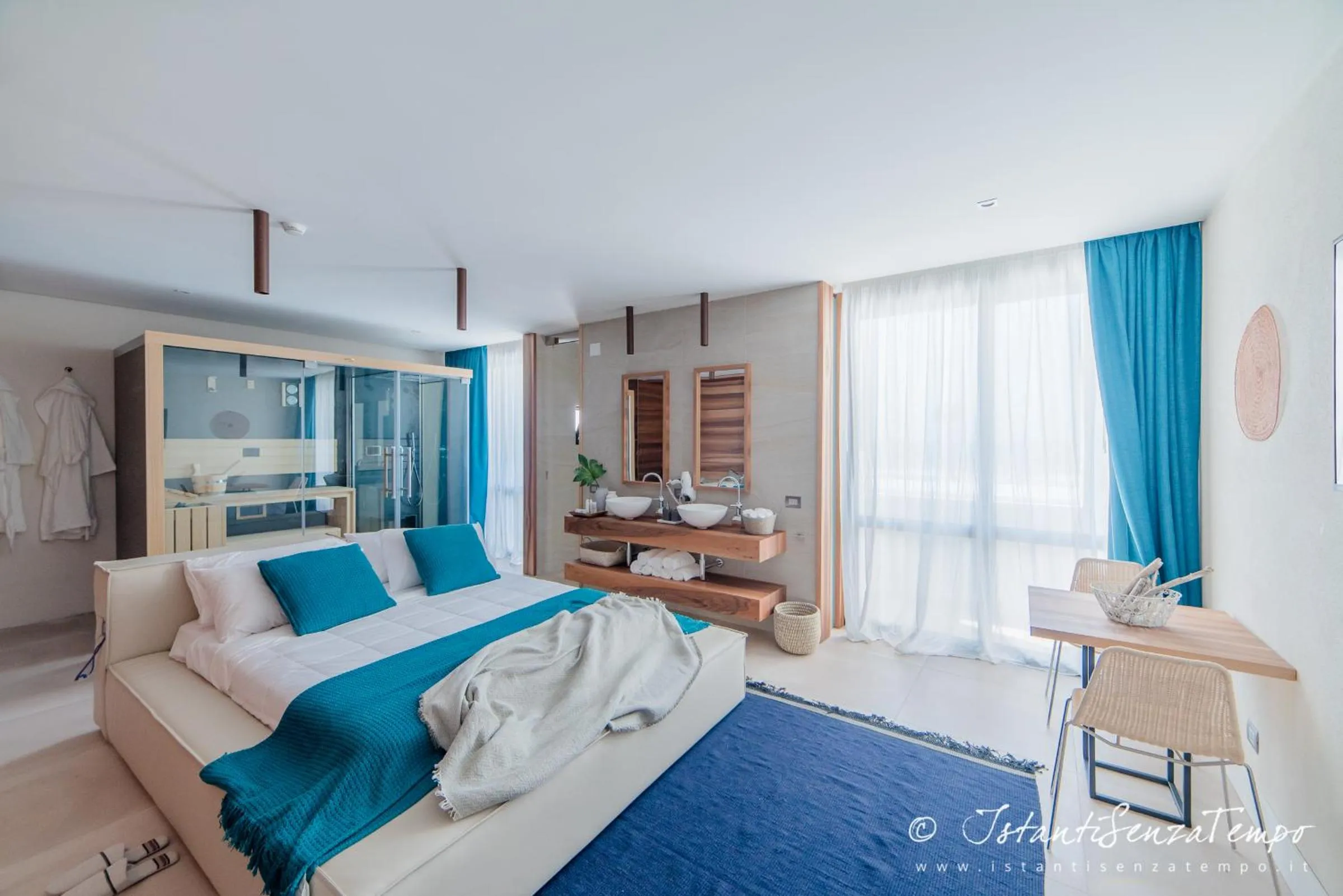 Suite with Sea View in Cumeja Beach Club & Hotel