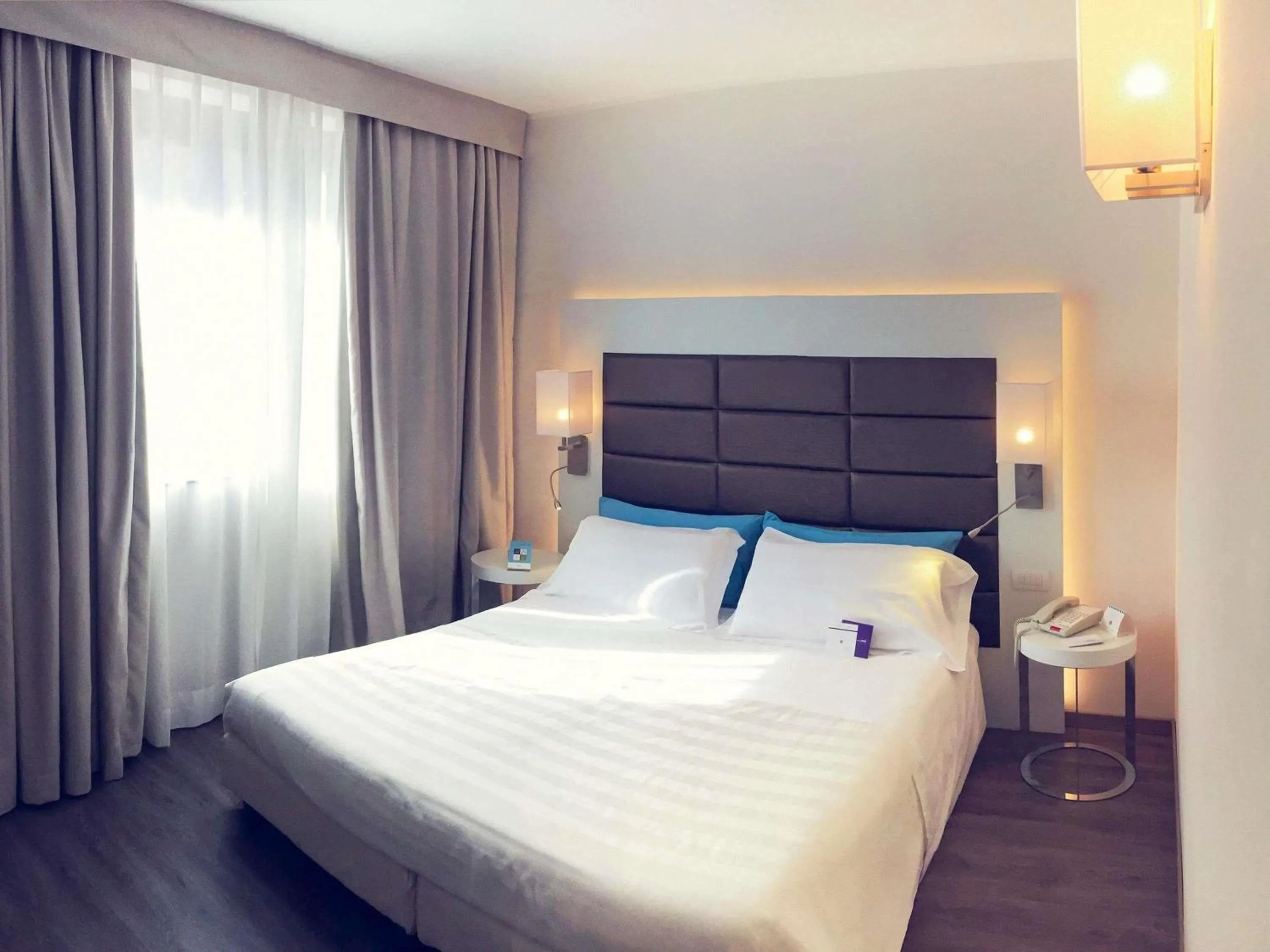 Standard Double Room in Mercure Bergamo Aeroporto