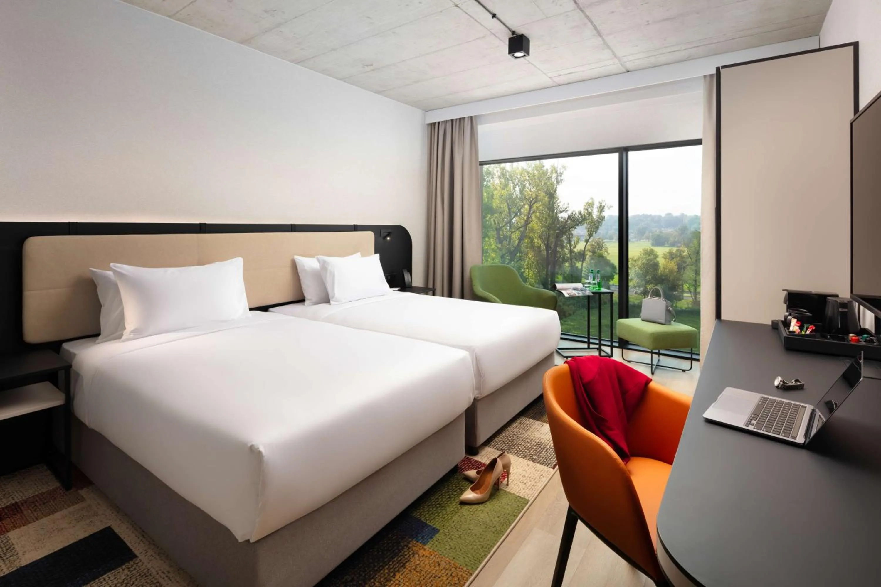 Twin Room with Park View in Hyatt Place Krakow