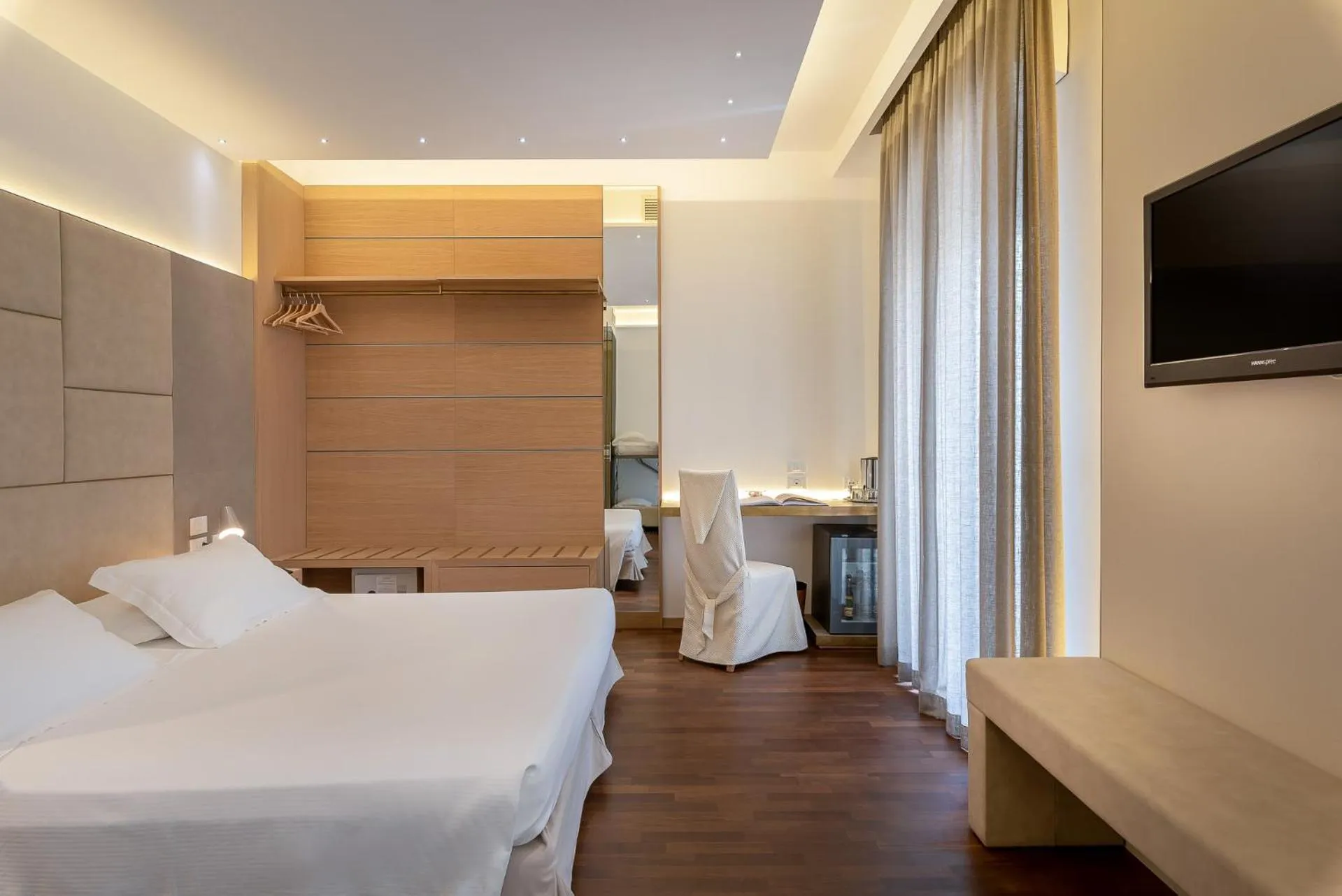 Family Room with Balcony in Hotel Polo