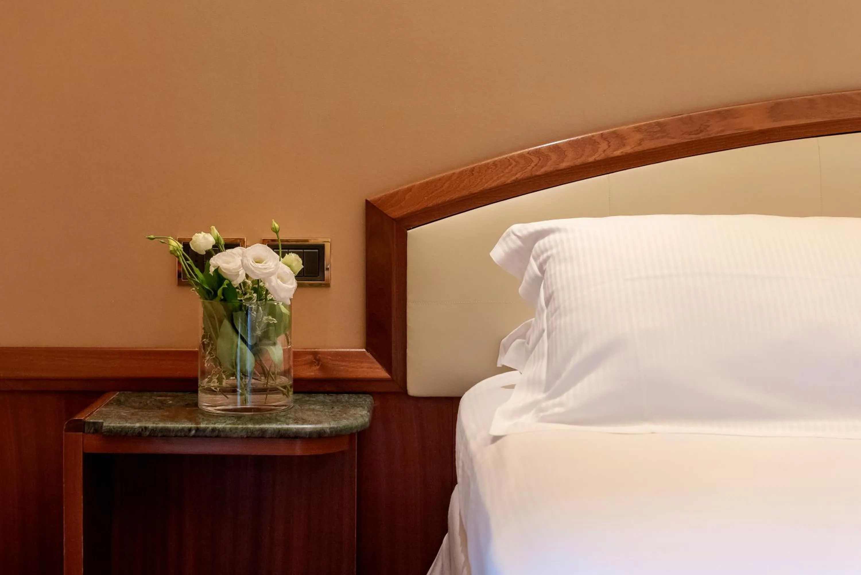 Classic Double Room with Balcony and Free Parking in Hotel Polo