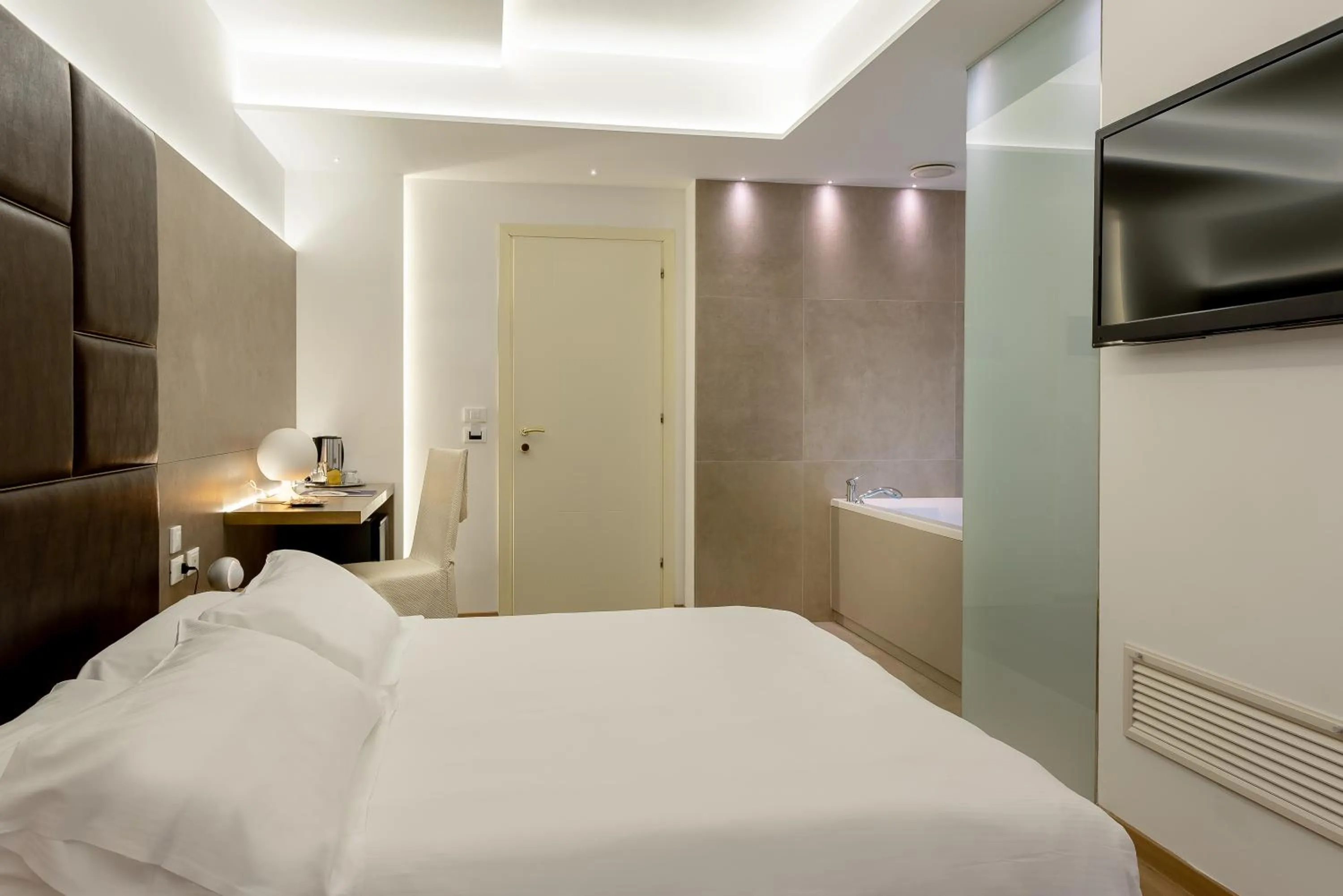 Suite with Spa Bath in Hotel Polo