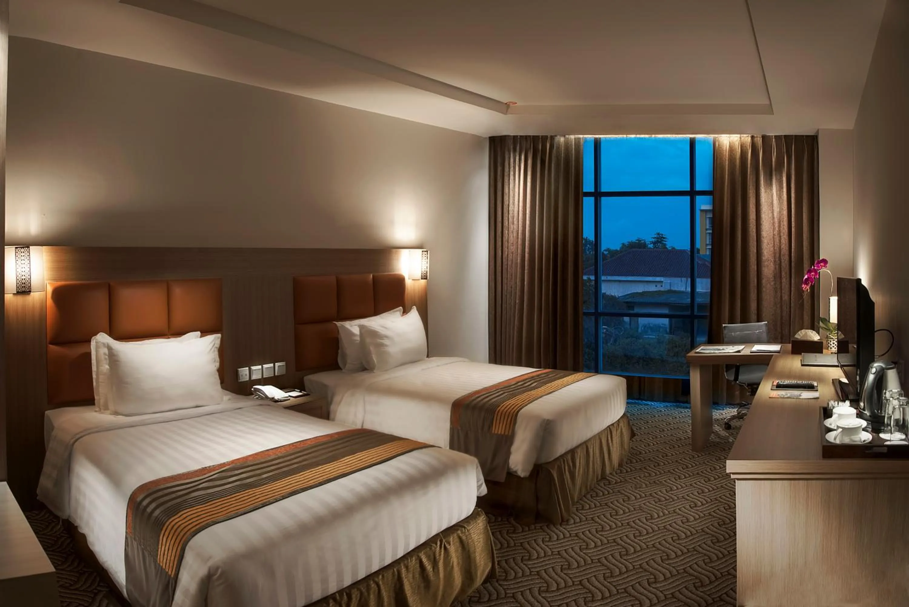 Deluxe Double or Twin Room in Cavinton Hotel Malioboro Yogyakarta