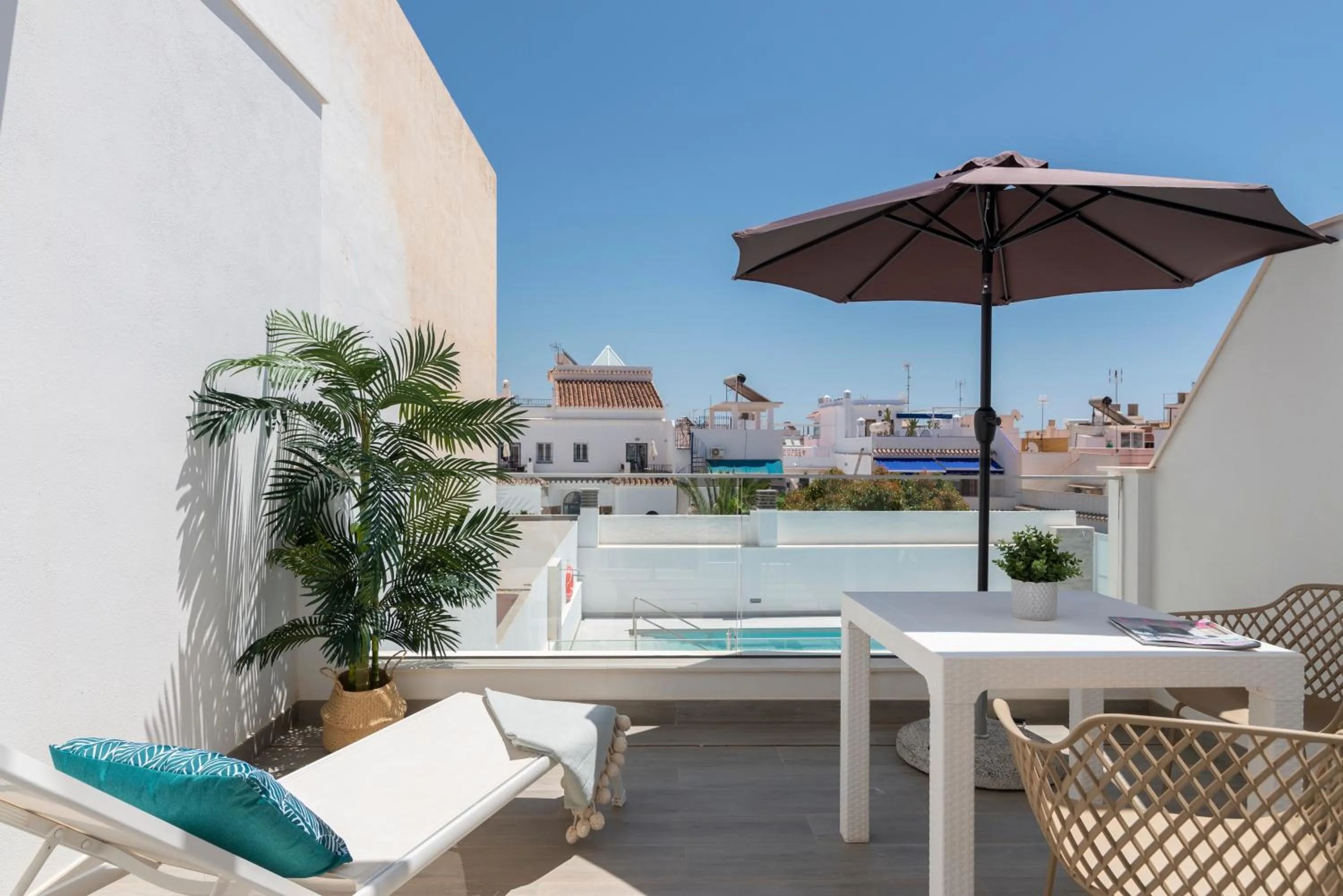 Deluxe Double Room with Terrace in Nerja VG Hostal Boutique