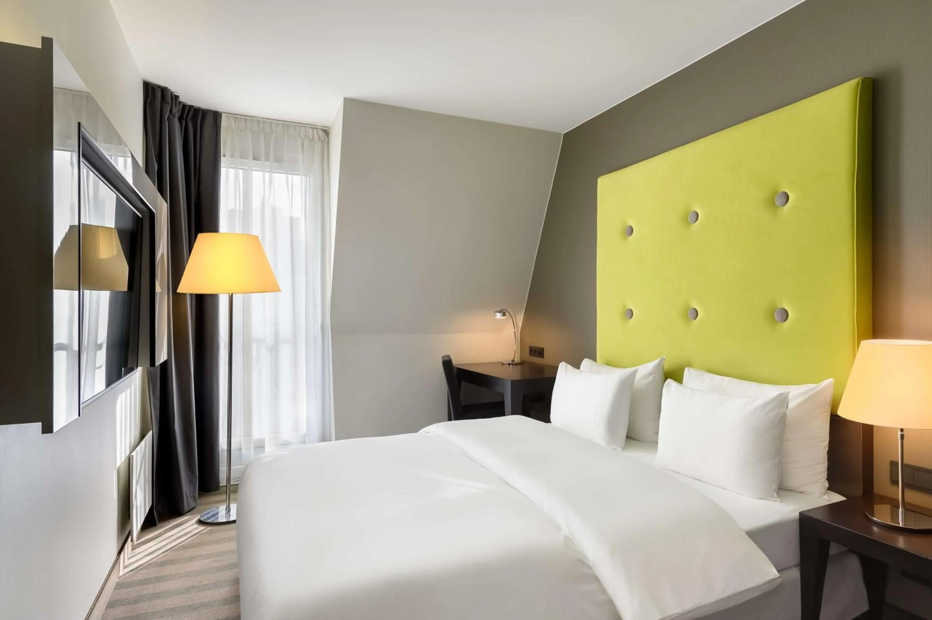 Cozy Room in Radisson Blu Sobieski