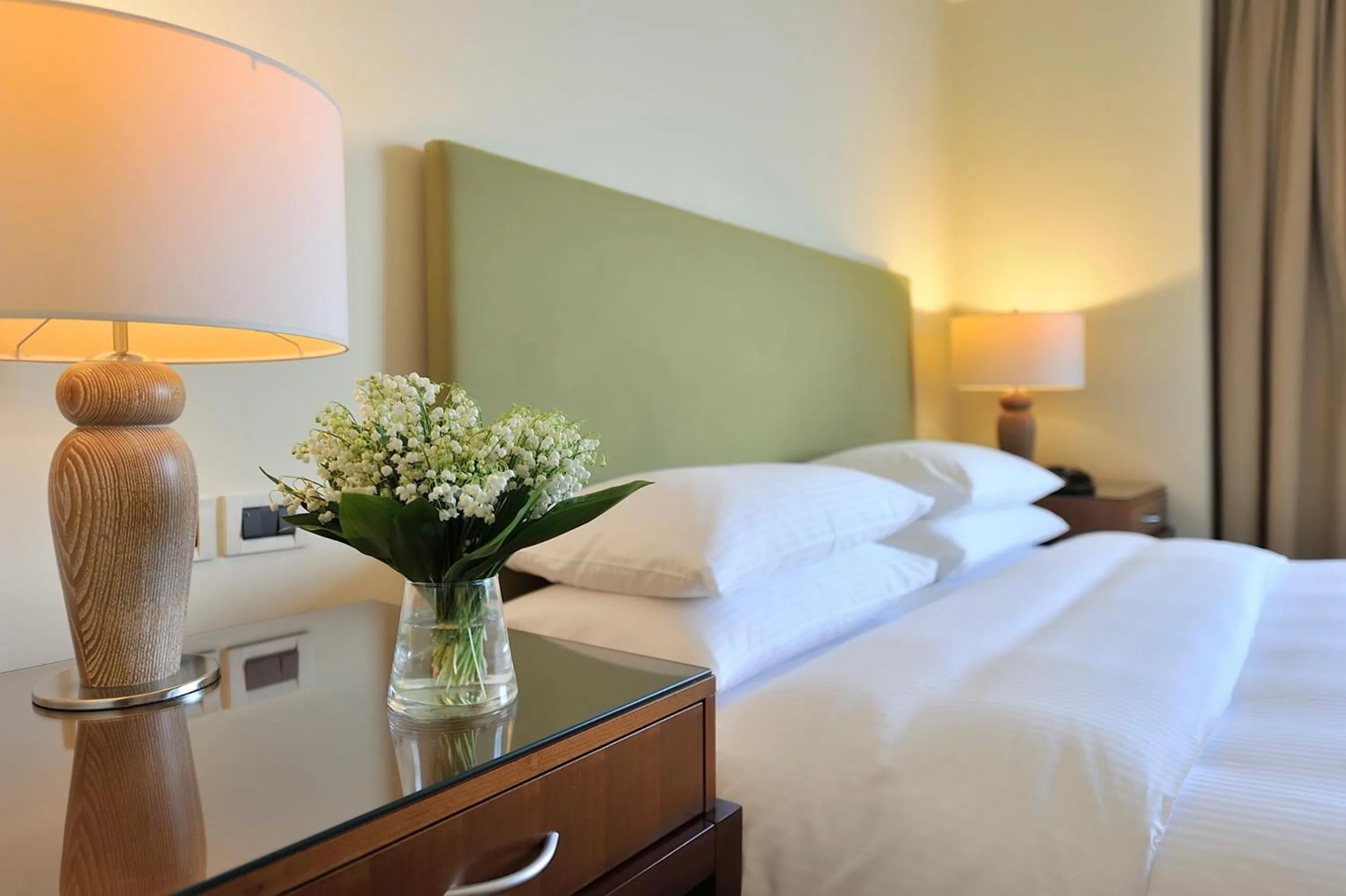 Deluxe King Room in Regent Warsaw Hotel