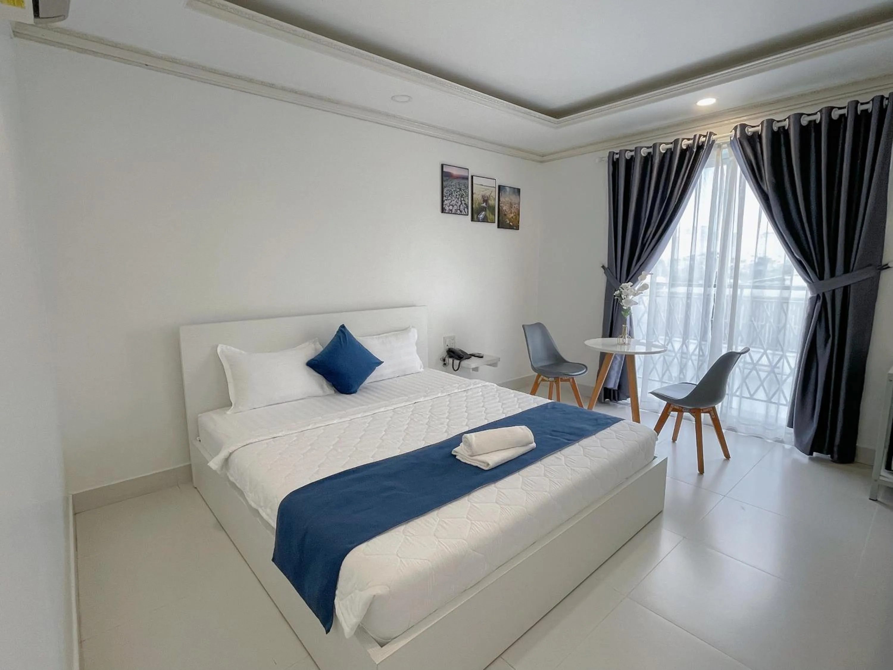 Double Room with Balcony in Vi An Hotel