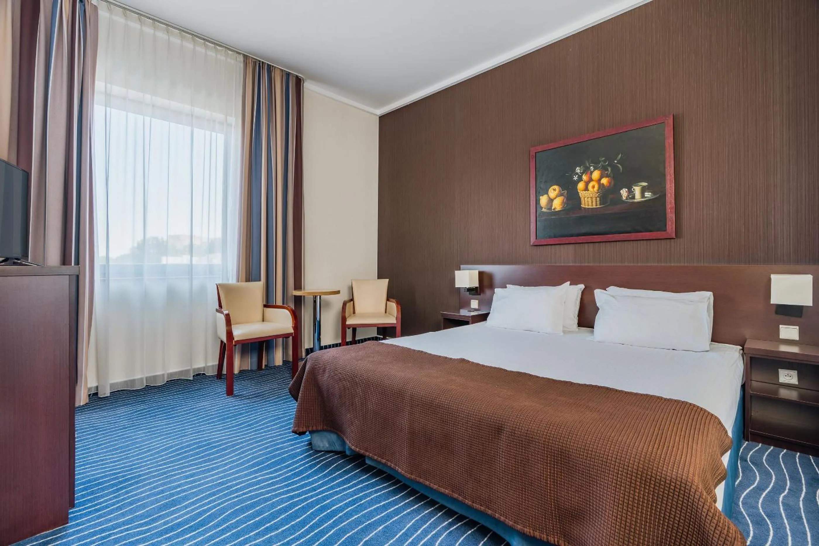 Queen Superior Suite in Express Kraków Hotel