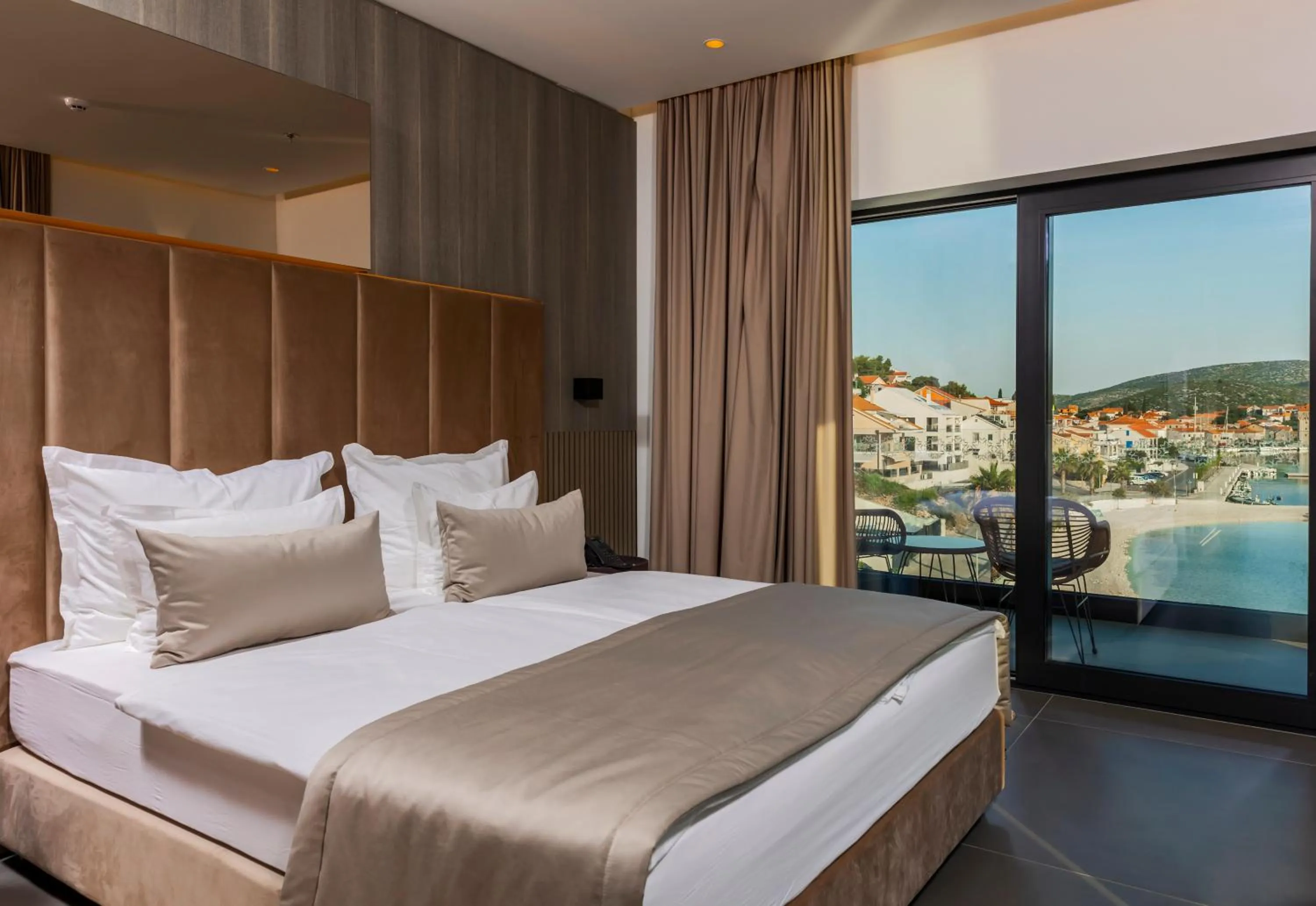 Executive Suite in Marinus Beach Hotel