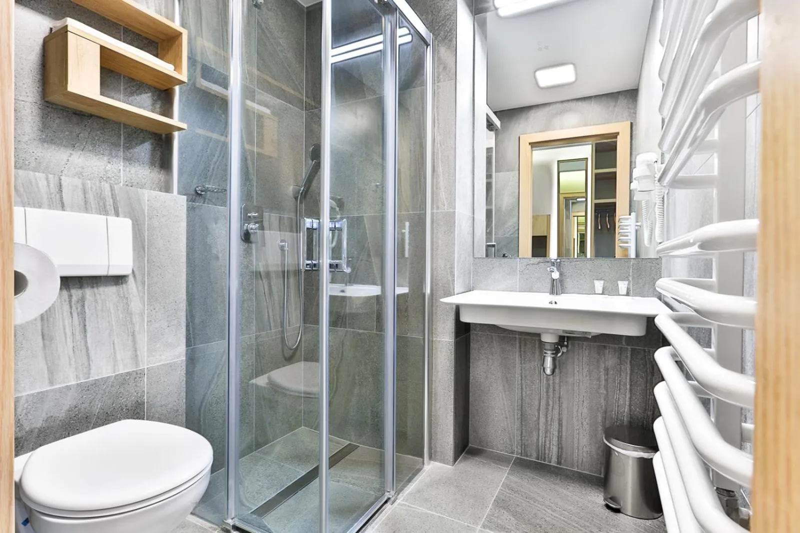 Deluxe Double Room with Balcony in Villa Ozone