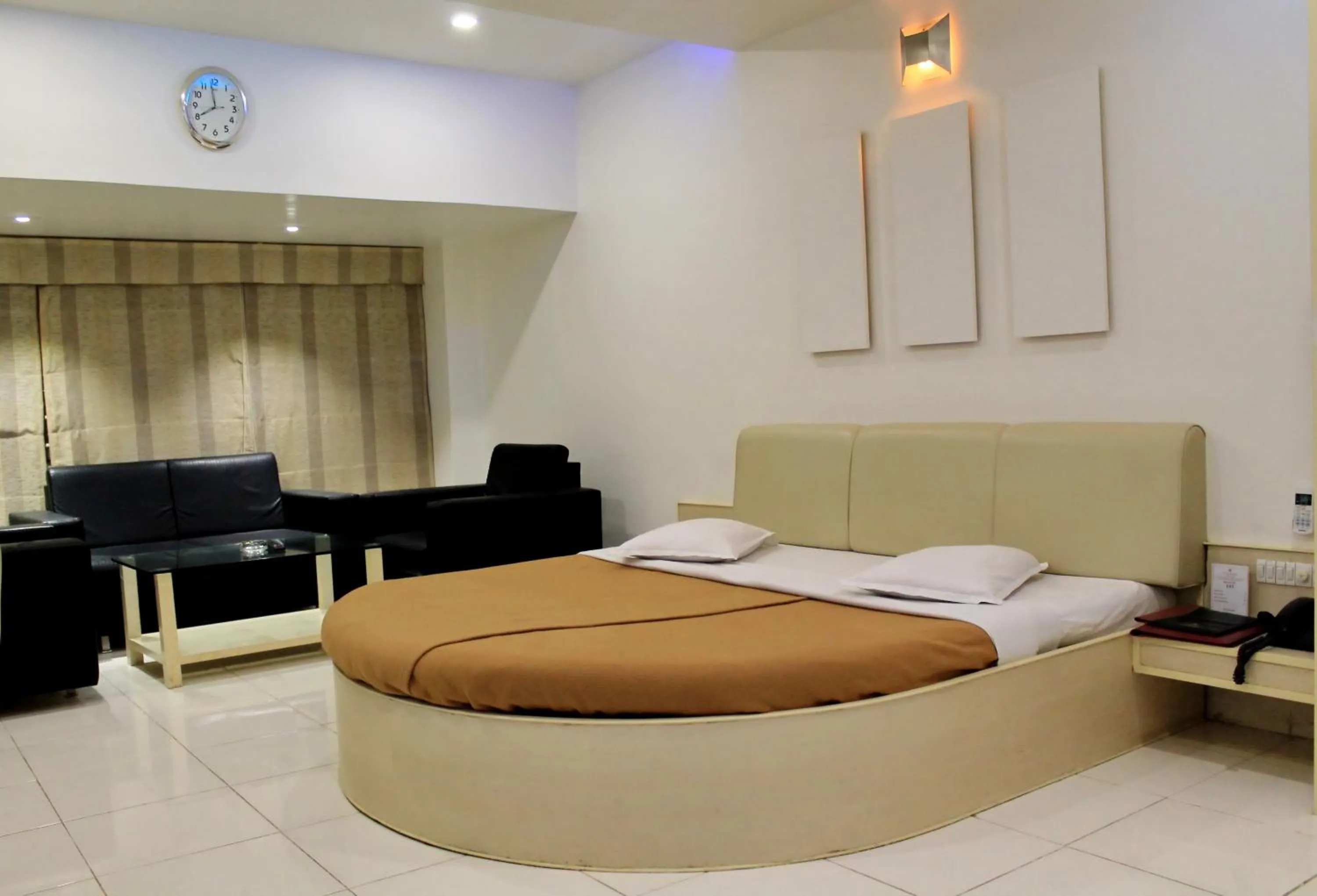 Executive Suite in Hotel Kuber