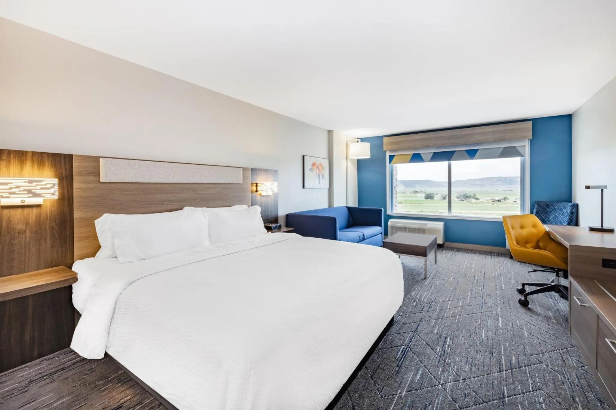 King Suite in Holiday Inn Express & Suites - Nephi by IHG