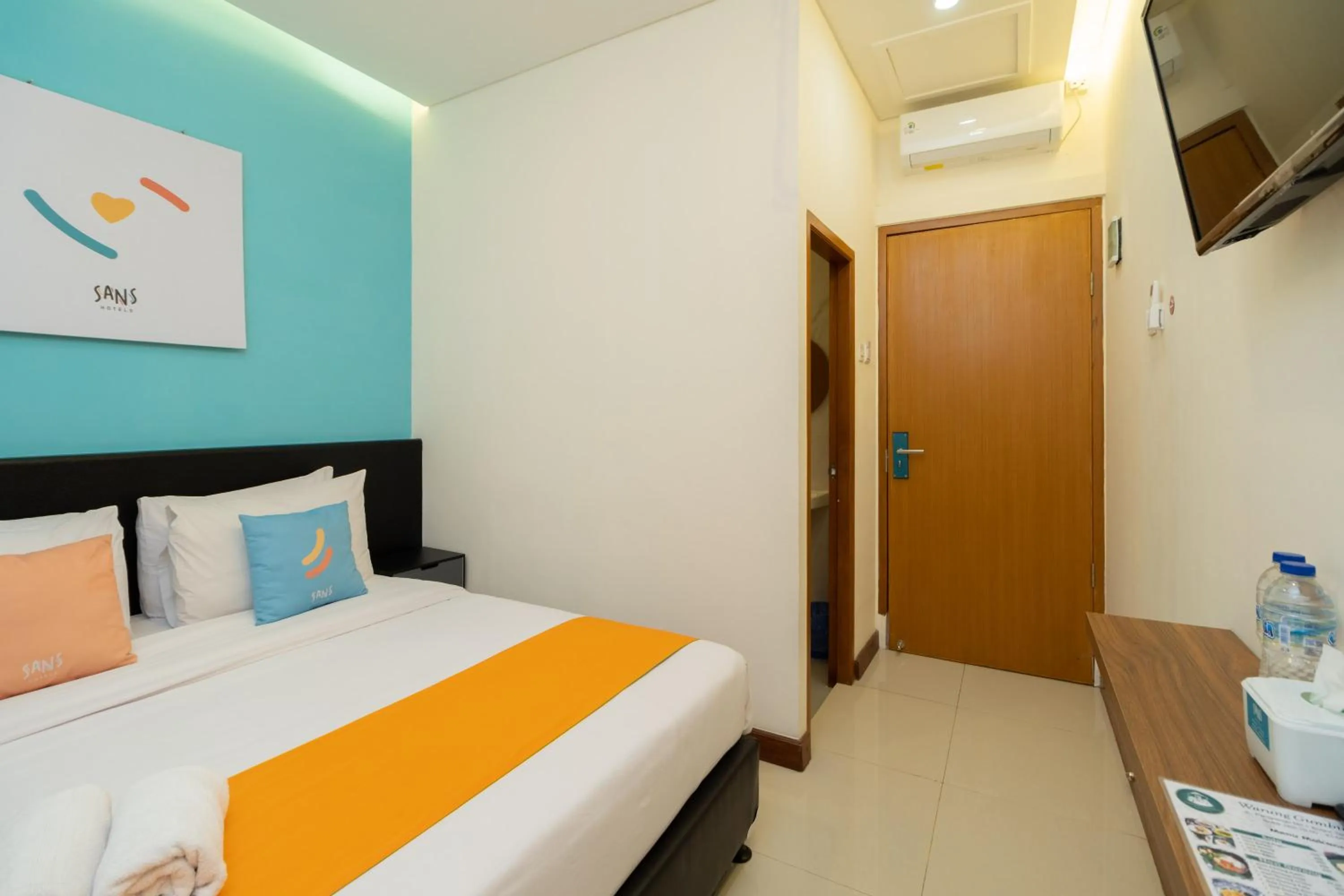 Superior Double Room in Sans Hotel Suryakencana Bogor