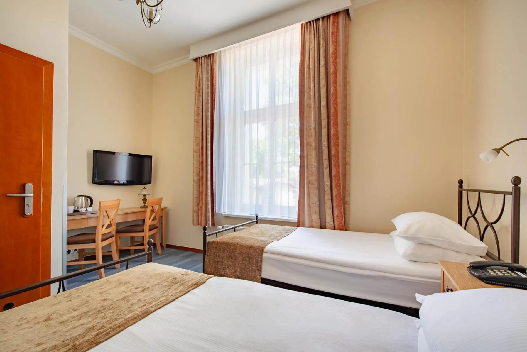 Standard Double Room in Villa Sedan - Destigo Hotels