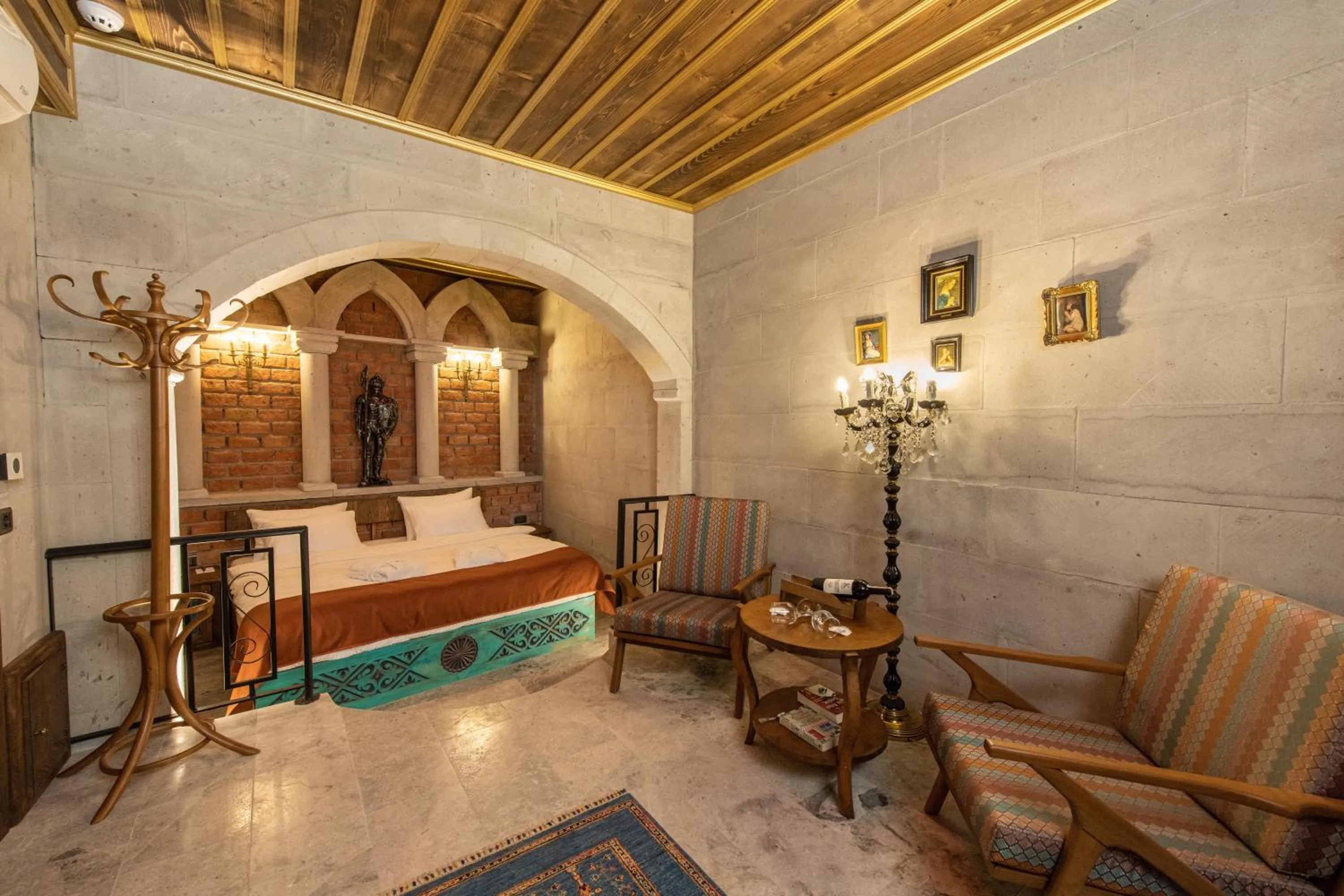 Superior Double Room in Foremanson Cave Hotel