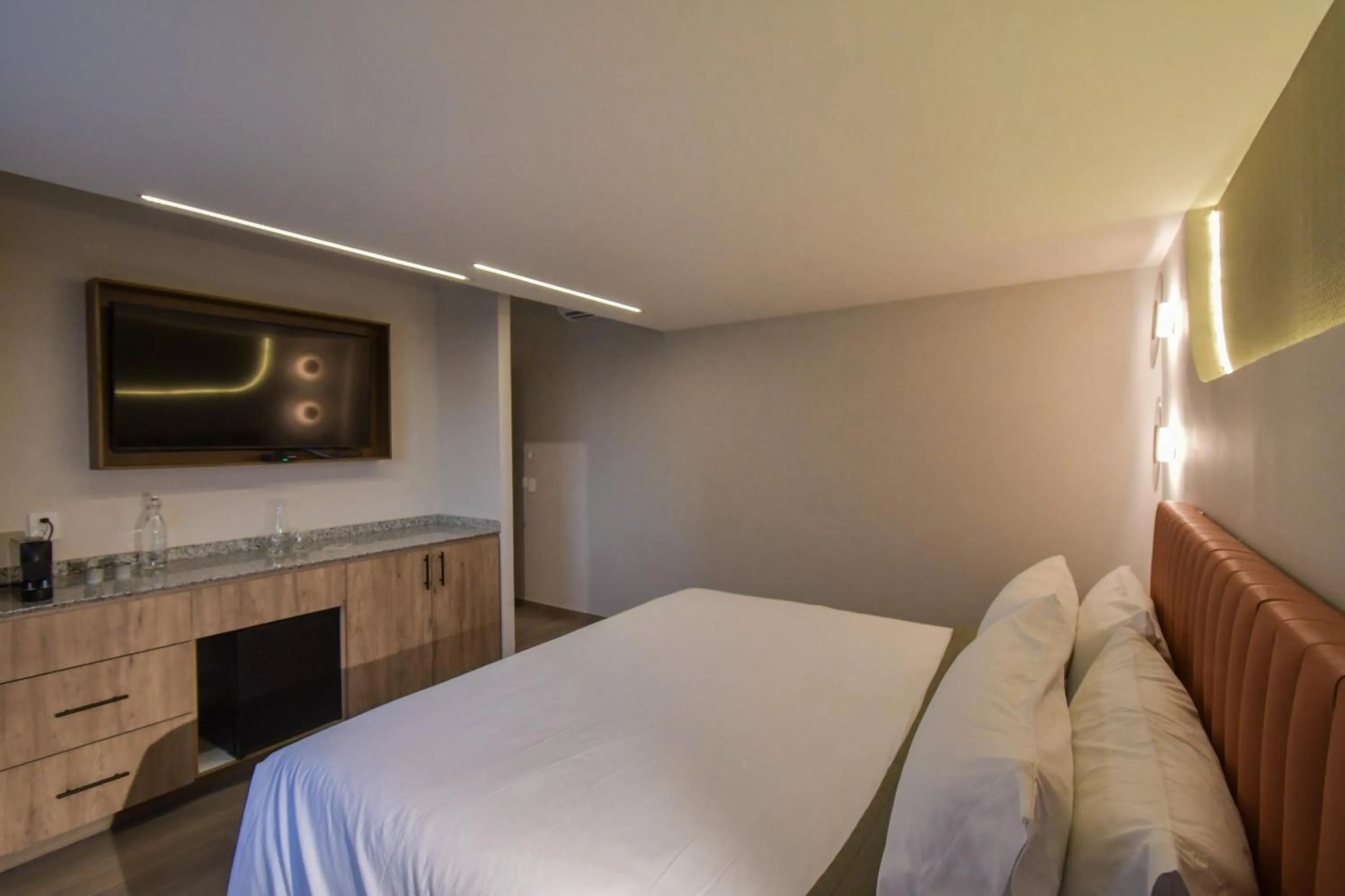 Double Room in Expo Satelite 2750 Hotel & Suites