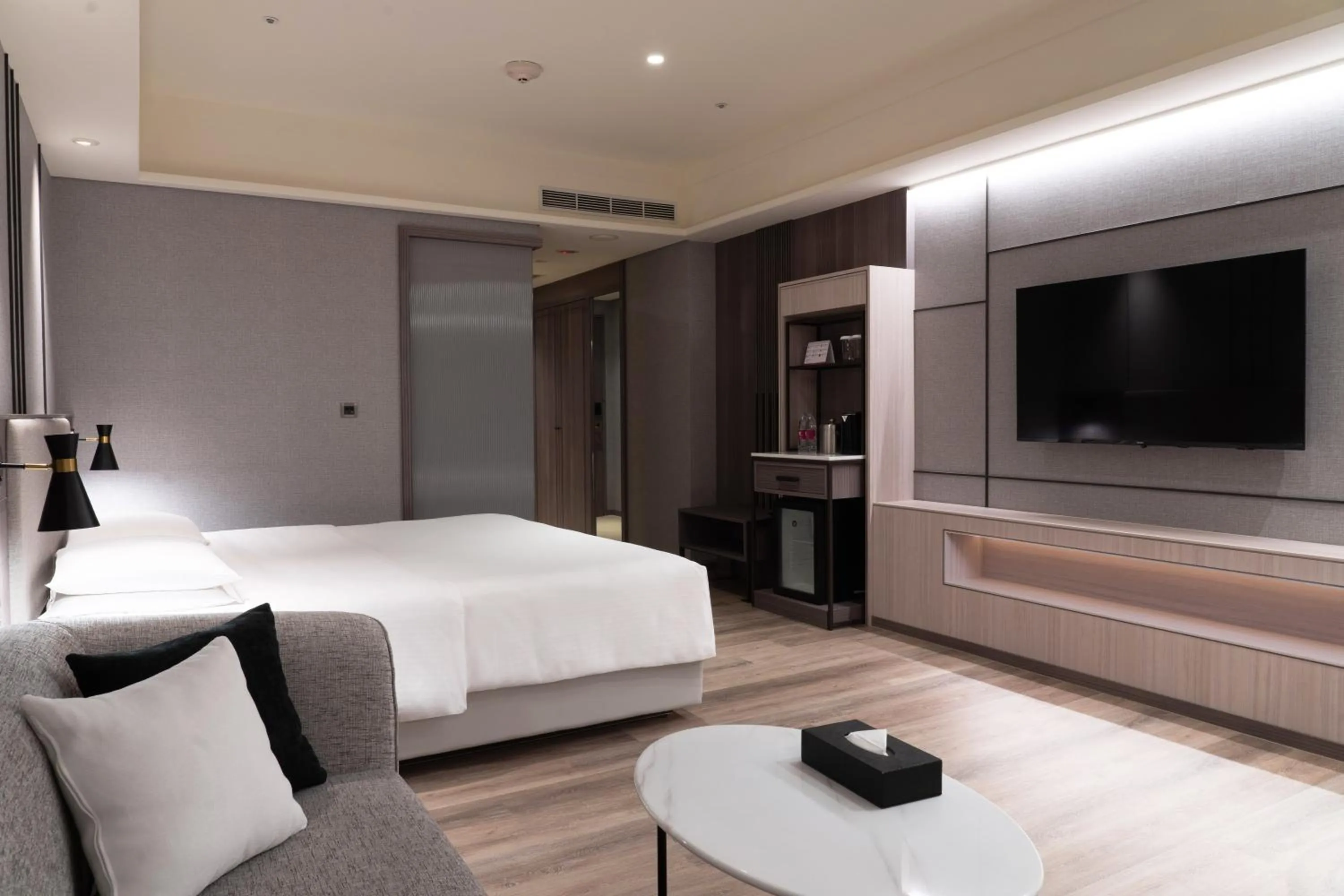 Royal Room in E-DA Royal Hotel