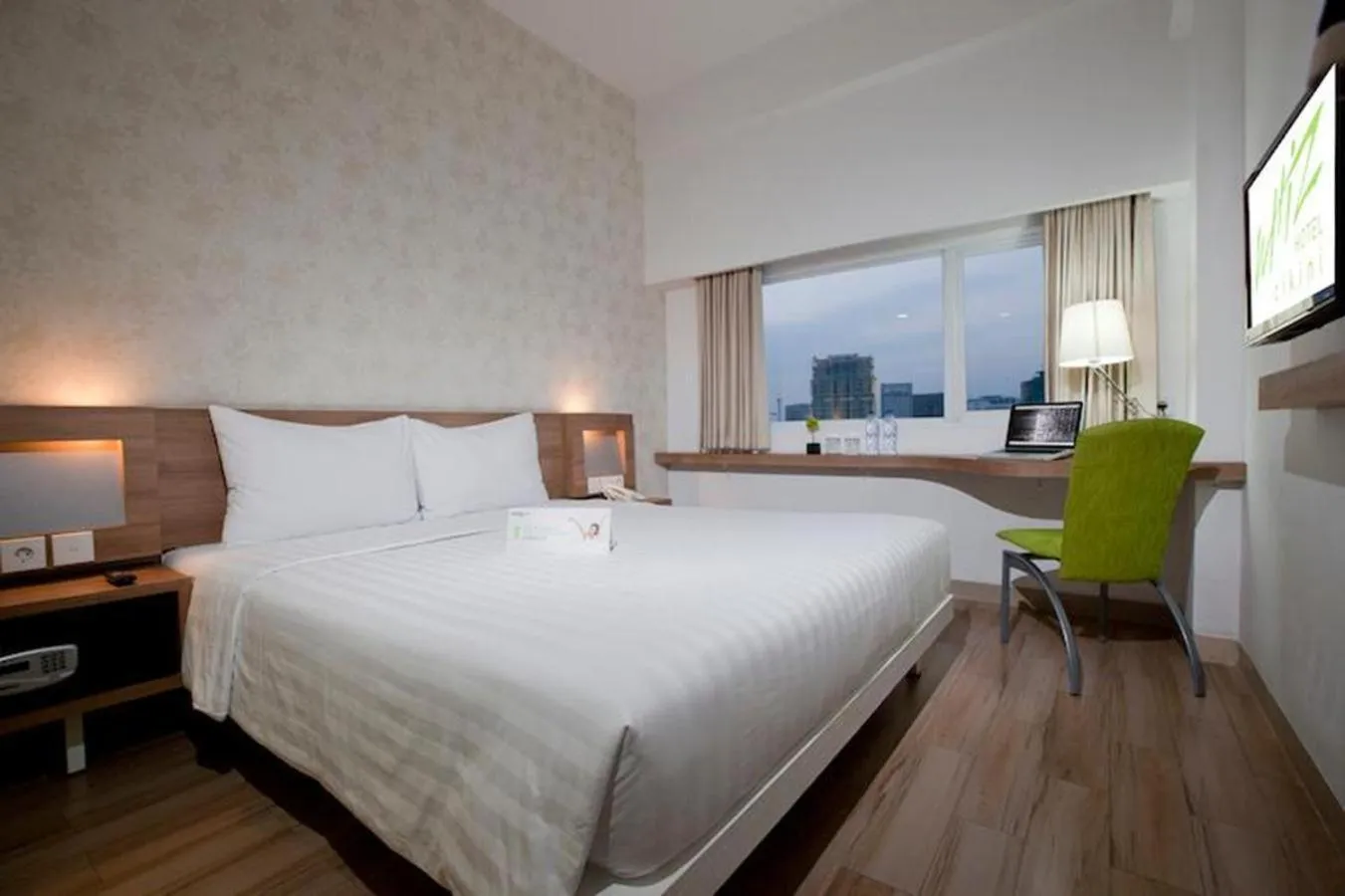 Standard Double or Twin Room in Whiz Hotel Cikini Jakarta
