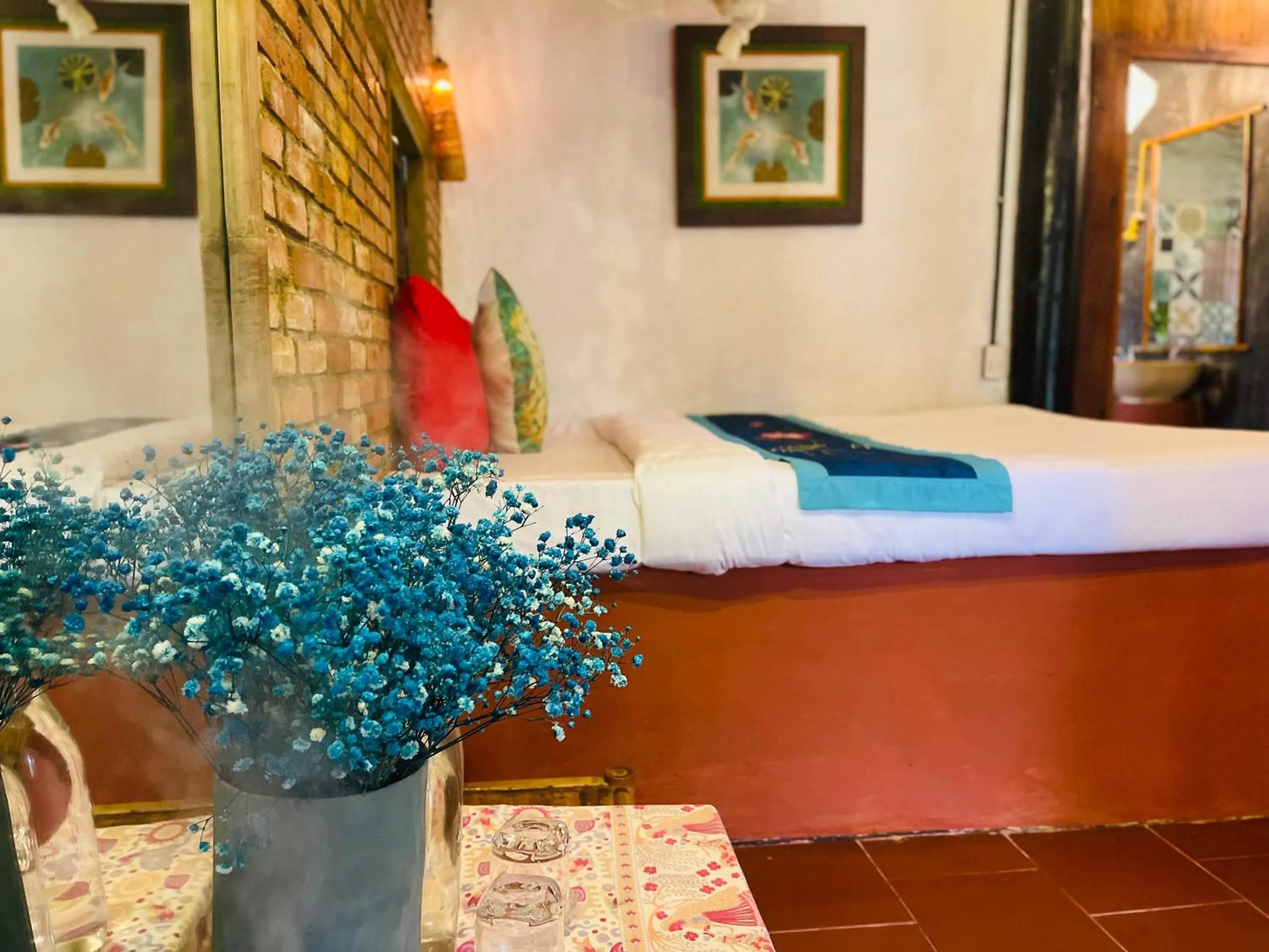 Deluxe Family Room in Under The Coconut Tree Hoi An