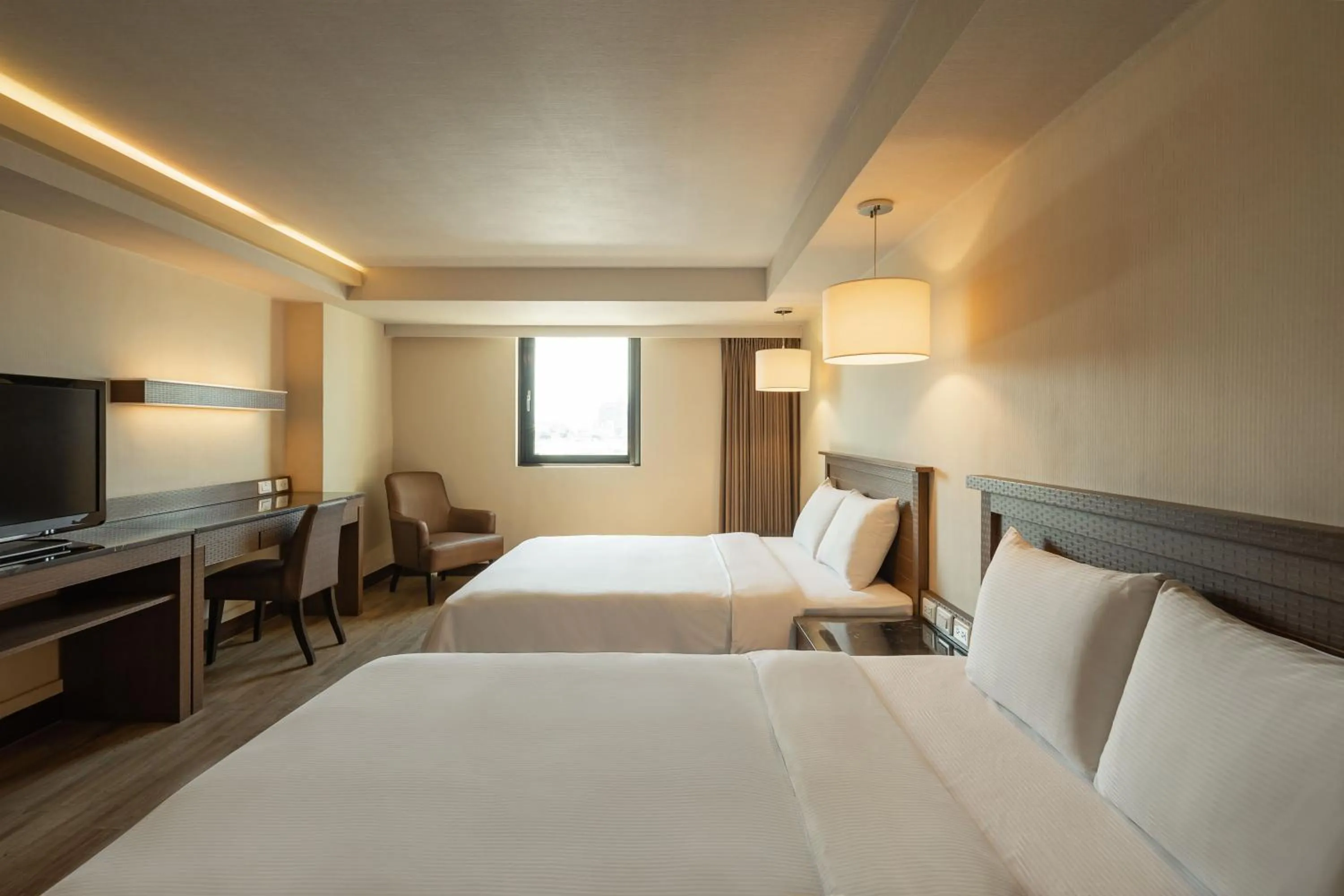 Quadruple Room with Shower in Kindness Hotel - Yuanlin Branch