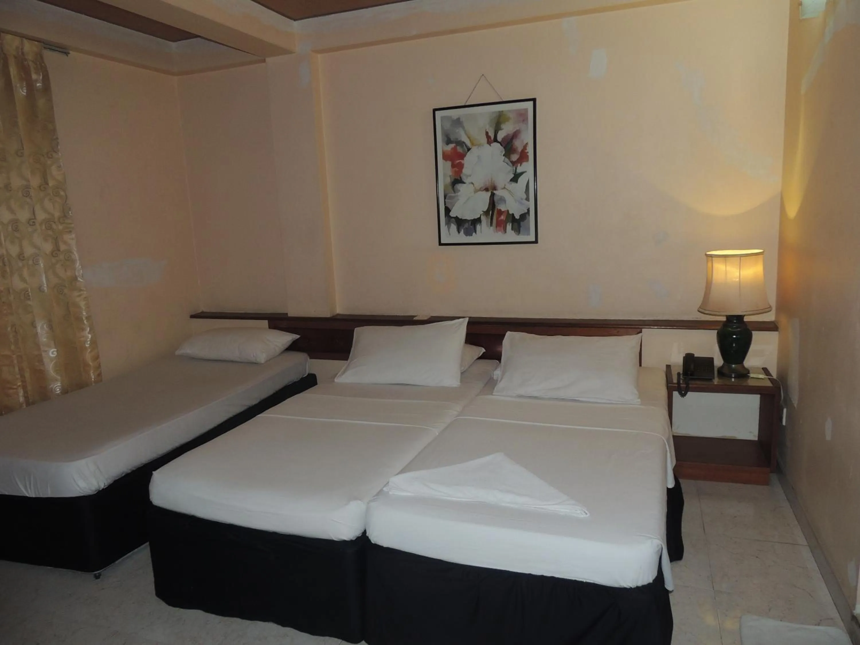 Standard Triple Room in Off Day Inn