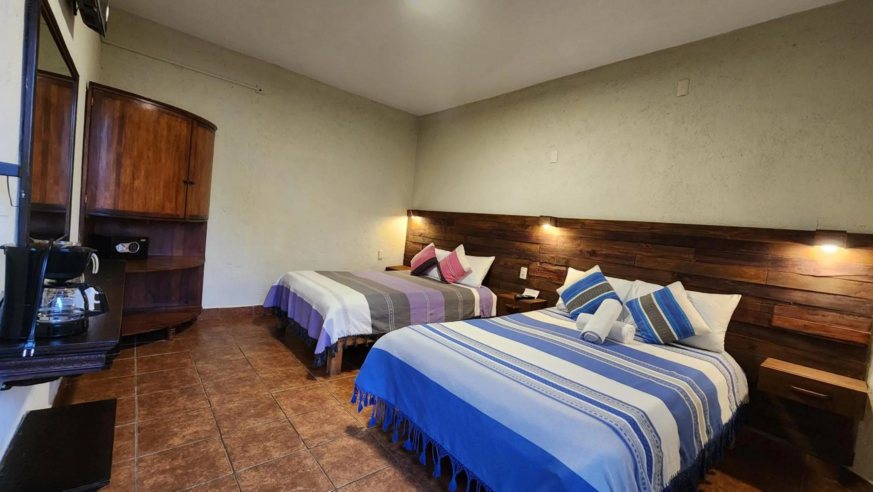 Twin Room in Arte Sano Hotel San Cristobal