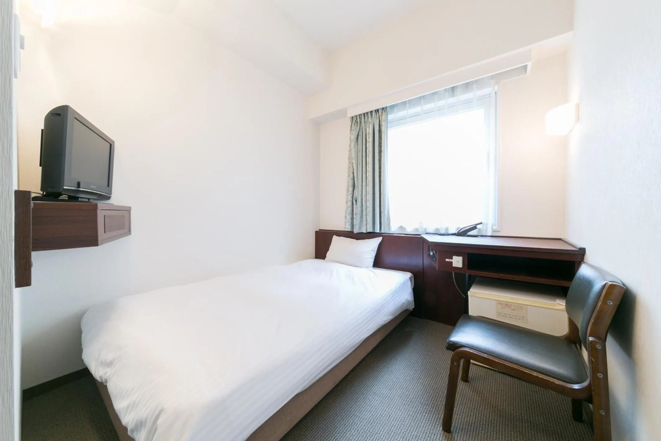 Single Room in Pearl Hotel Kayabacho