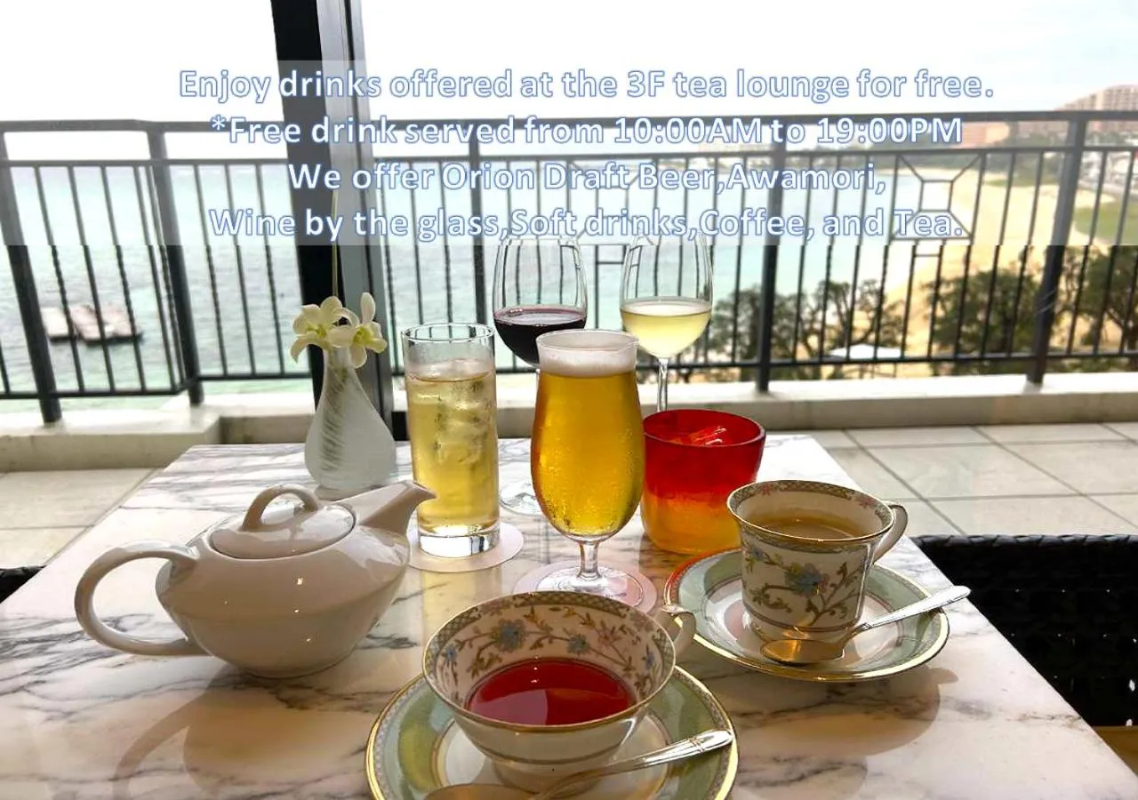 【Premium Club】Corner Hollywood Twin Seaview with Spa & Lounge Access 3F-9F in Hotel Monterey Okinawa Spa & Resort