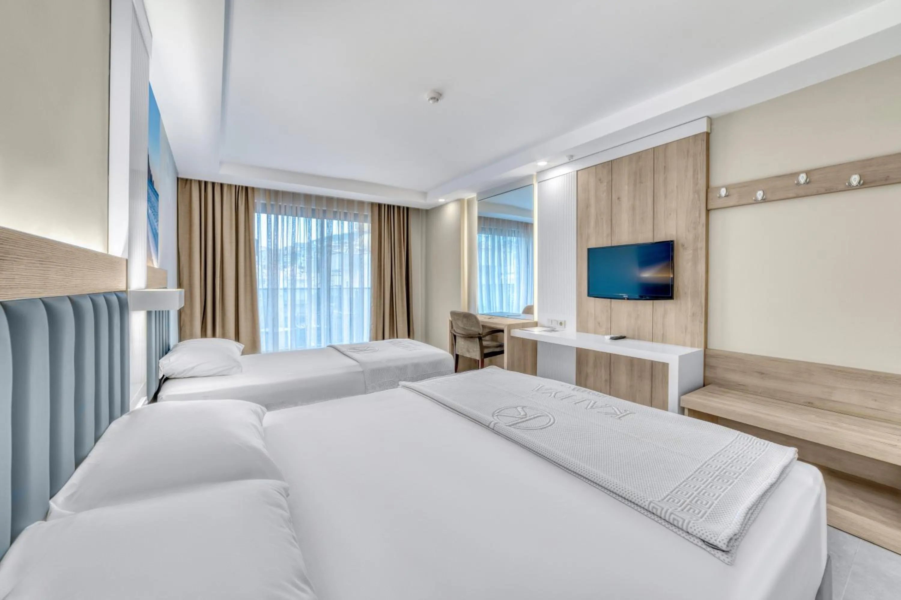 Superior Triple Room in Kahya Hotel