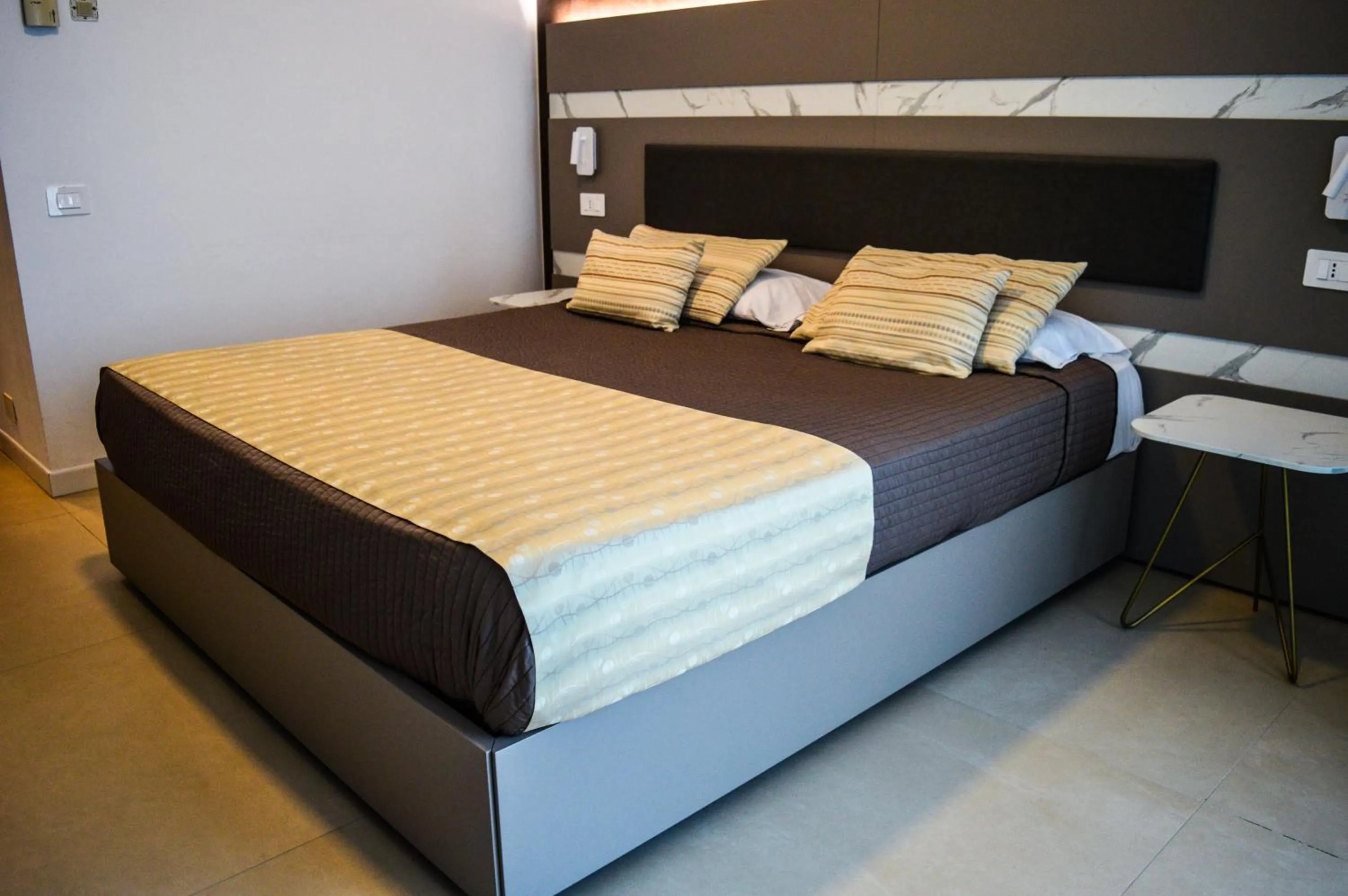 Superior Double Room with Balcony in Mediterranea Hotel & Convention Center