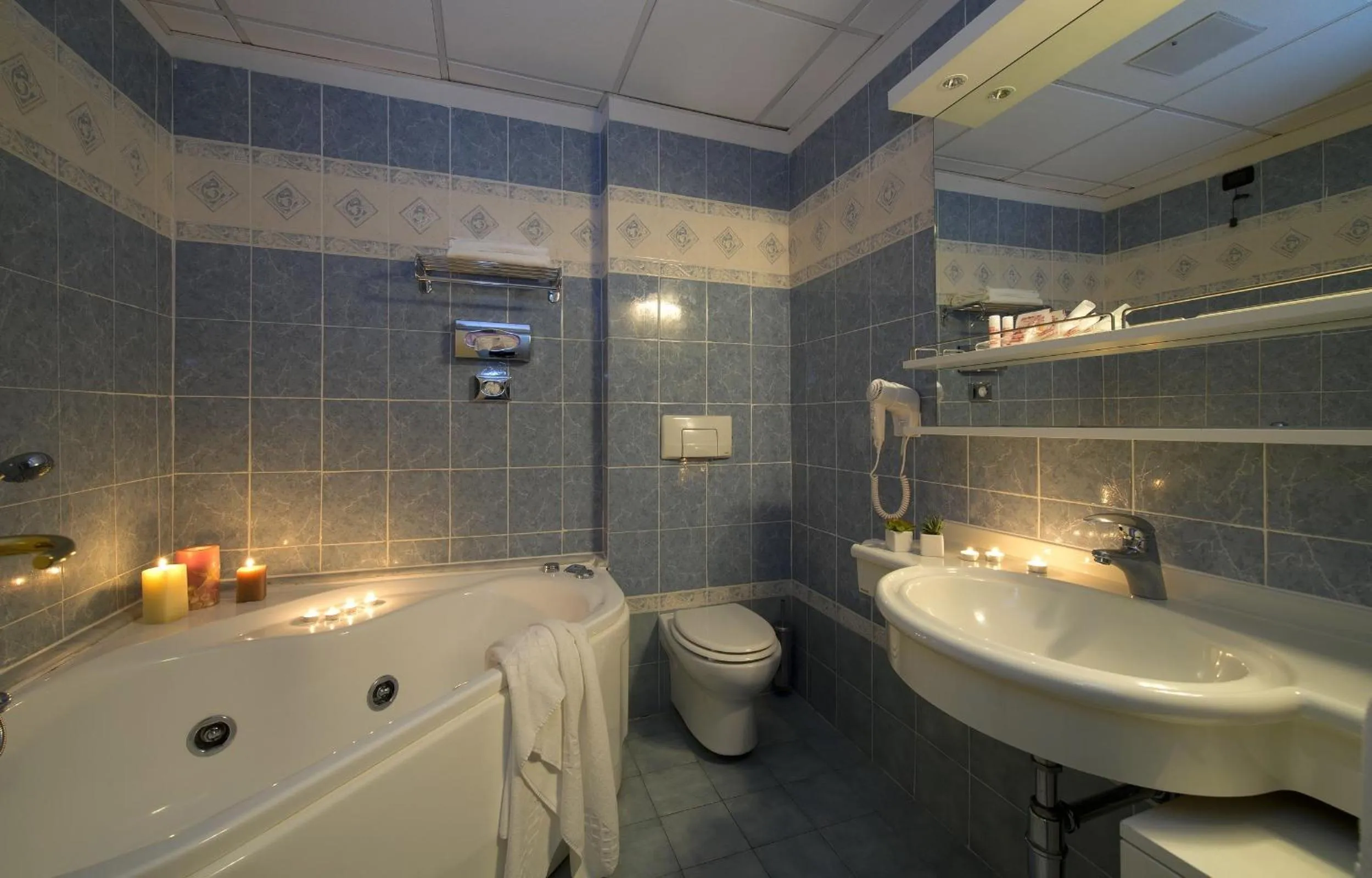 Superior Double or Twin Room with Spa Access in Grand Hotel Admiral Palace