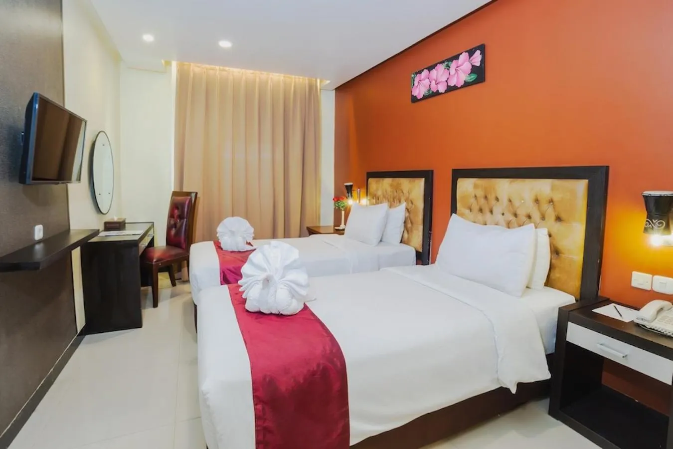 Superior Twin Room in Parkside Star Hotel Jayapura