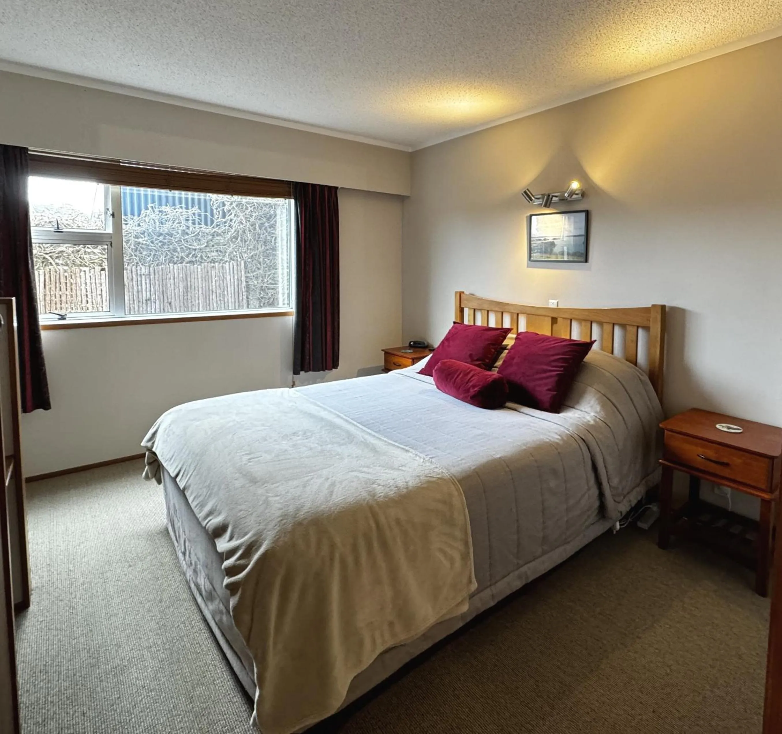 One-Bedroom Apartment with Sea View in Ala Moana Motel