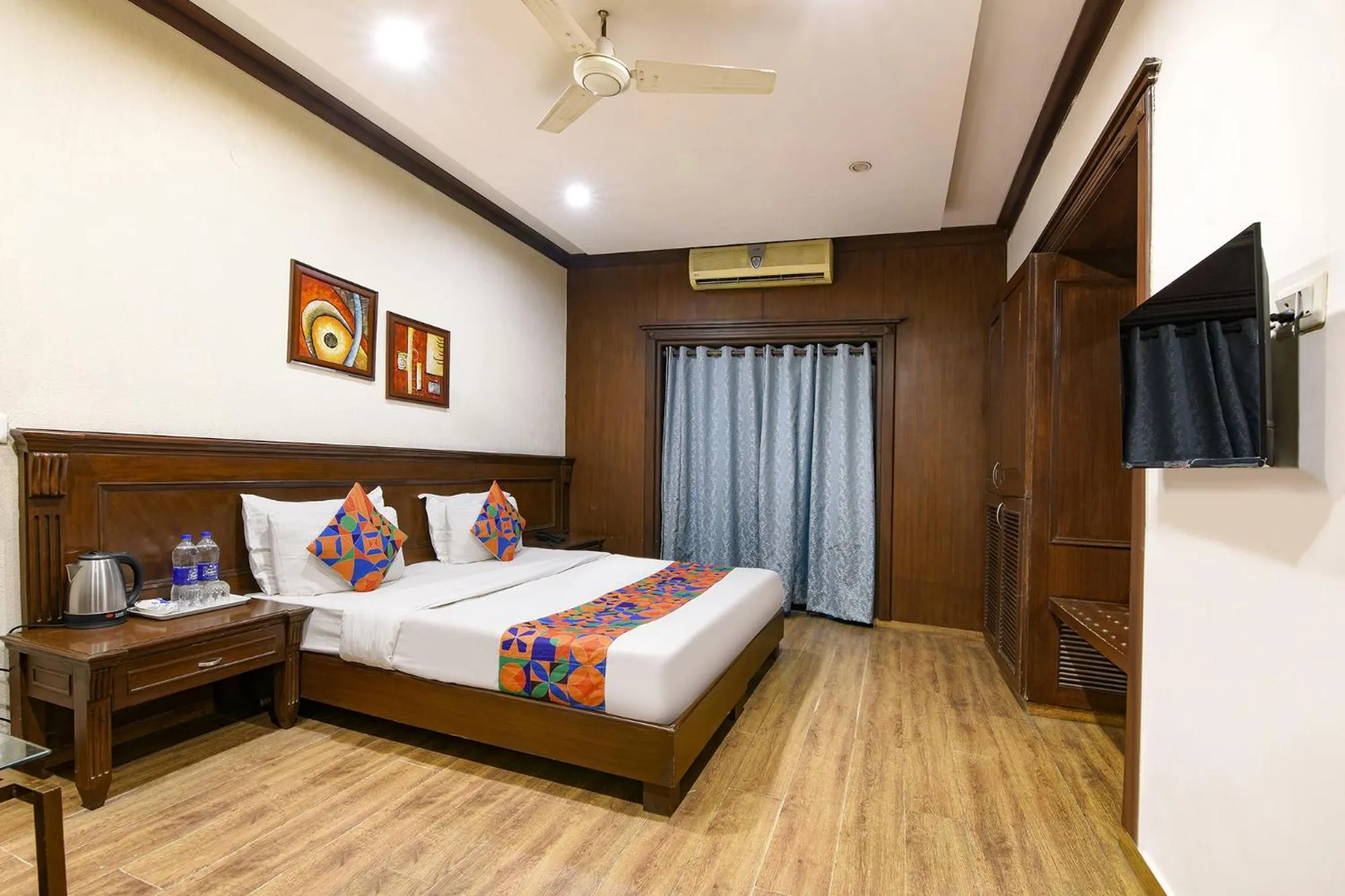 Deluxe Room - single occupancy in FabHotel Siris 18 - Aravali Biodiversity Park