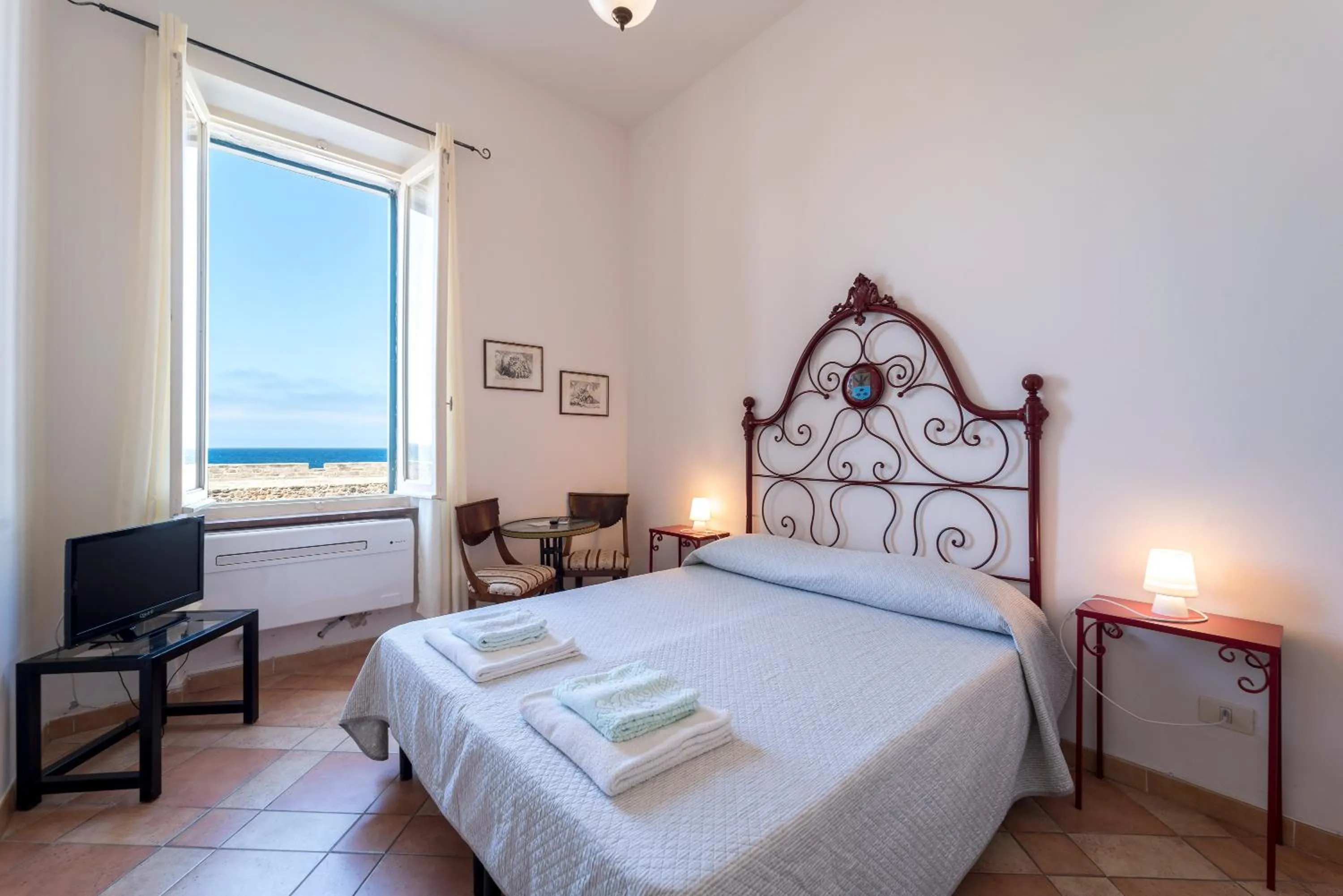 Standard Double Room in Palau Marco Polo