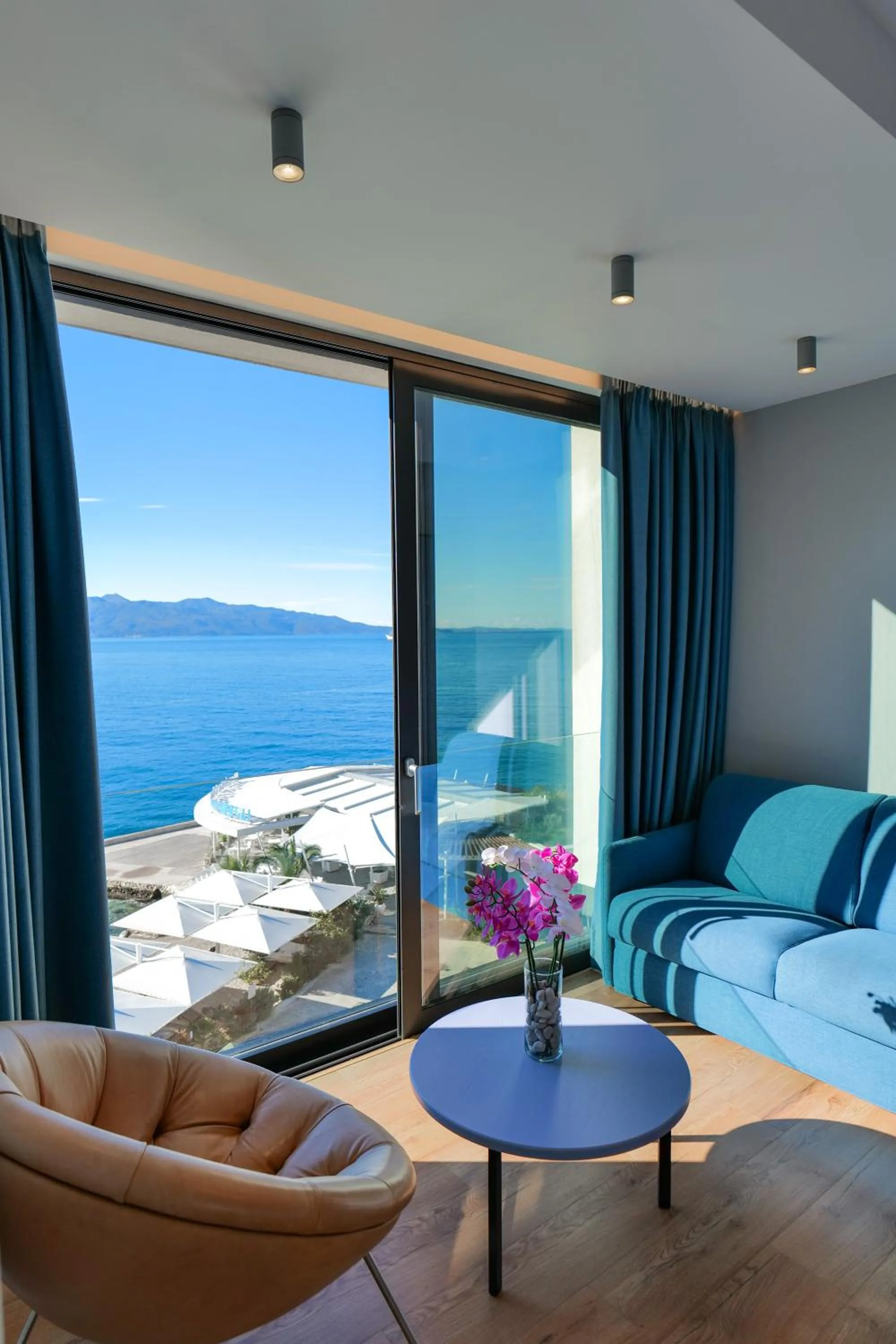 Suite with Sea View in Hotel Nertili