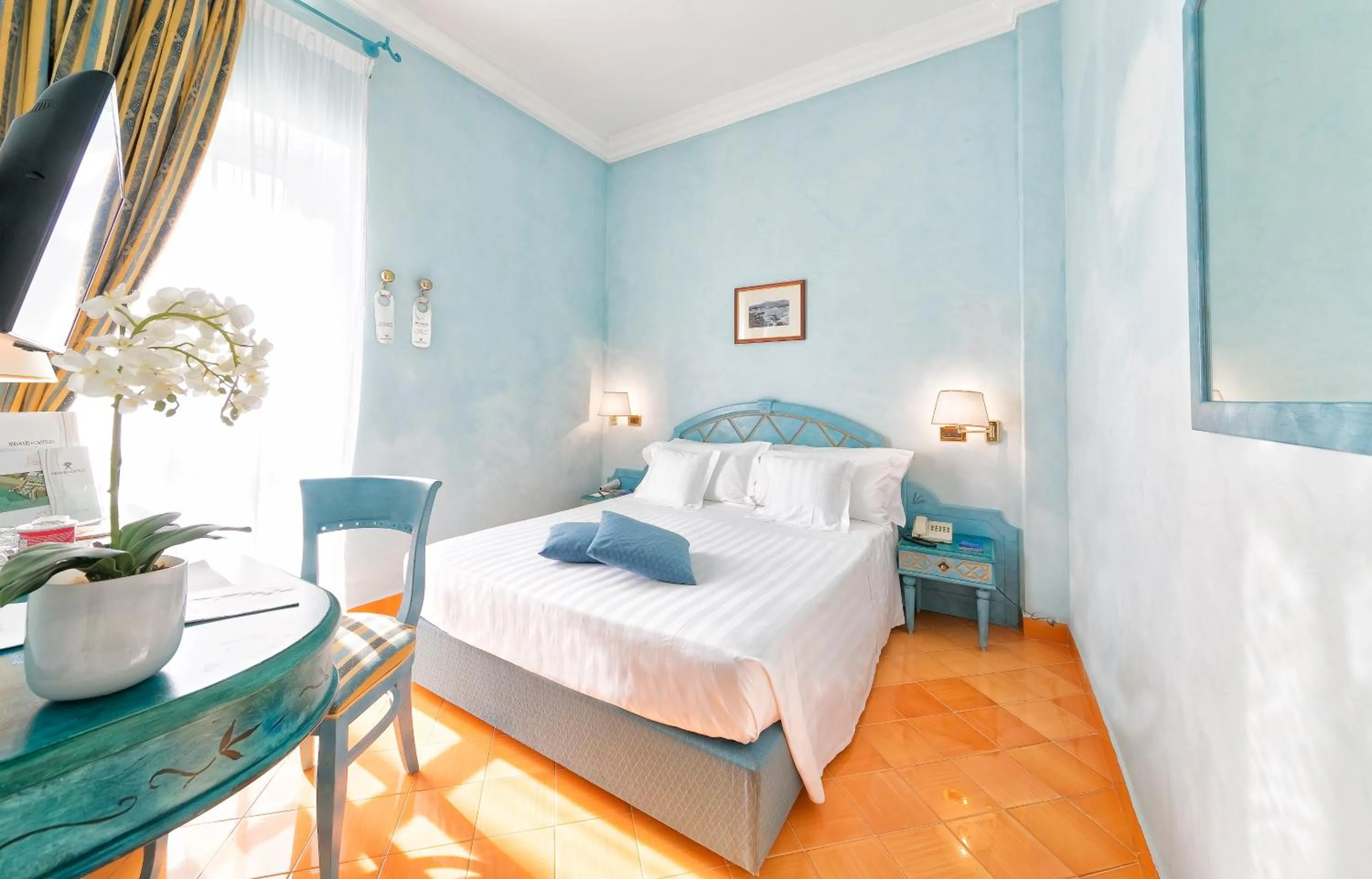 Classic Double or Twin Room in Miramare E Castello