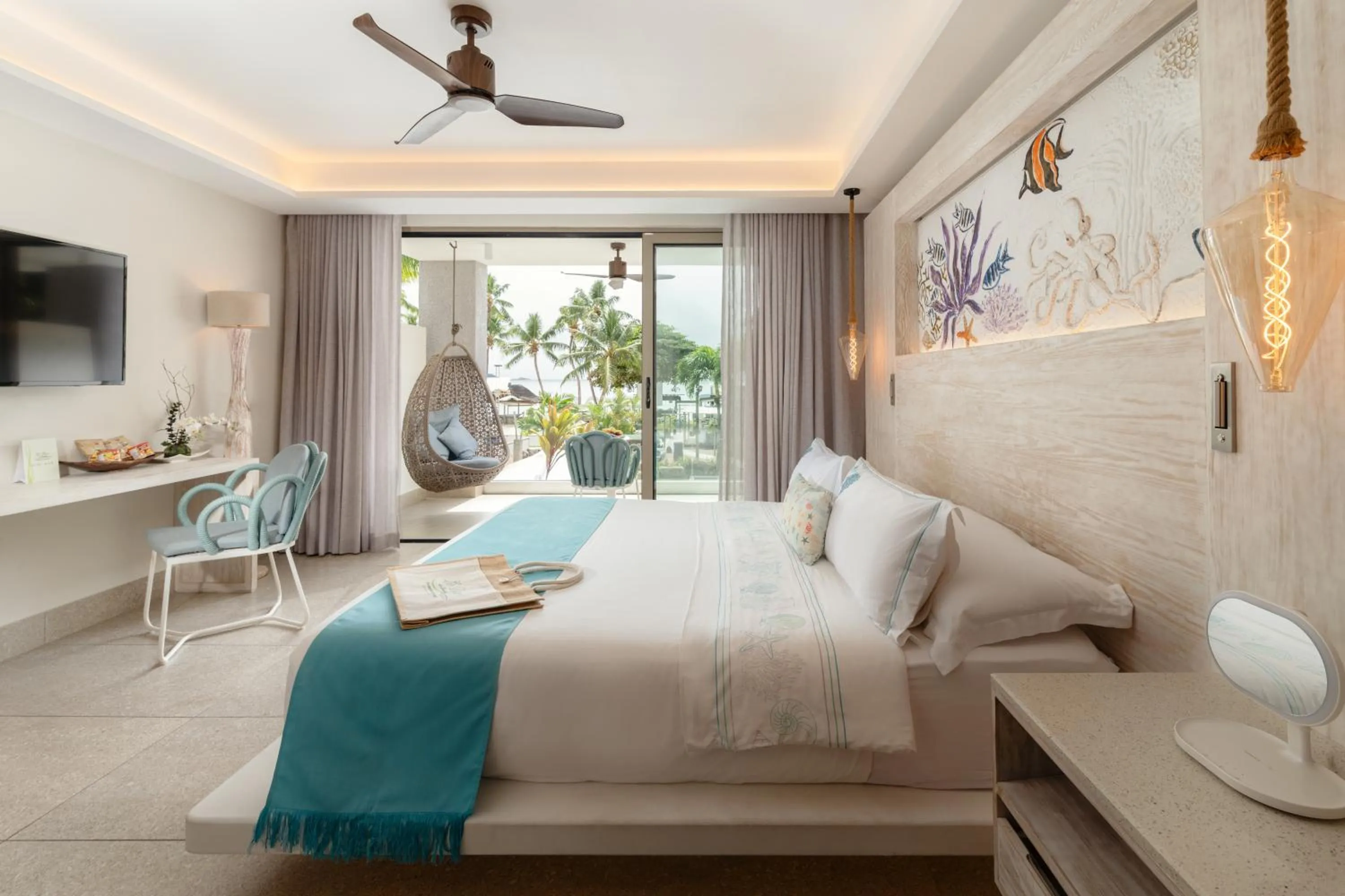 Ocean Rooms  in Hotel Le Duc de Praslin