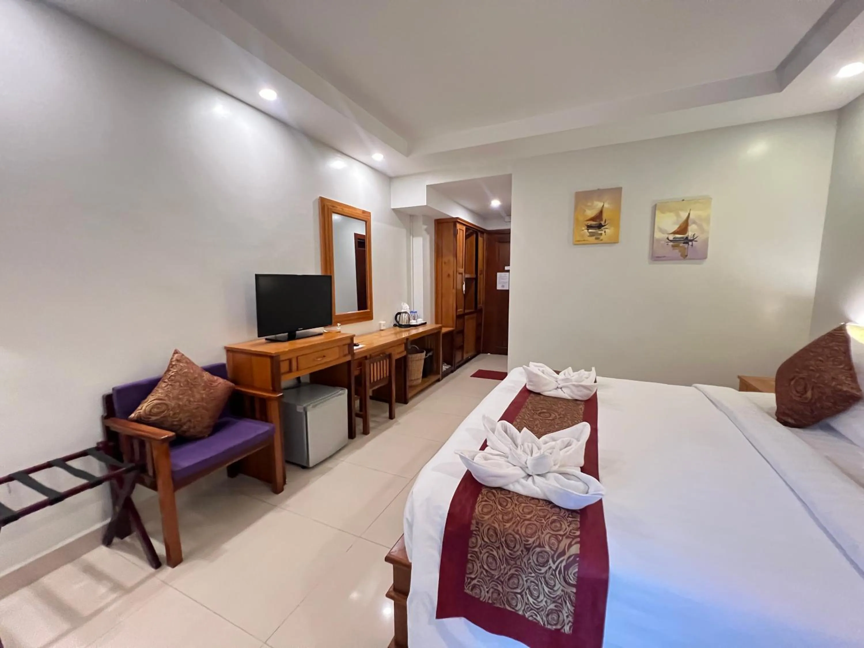 Superior King Room in Aristocrat Residence & Hotel