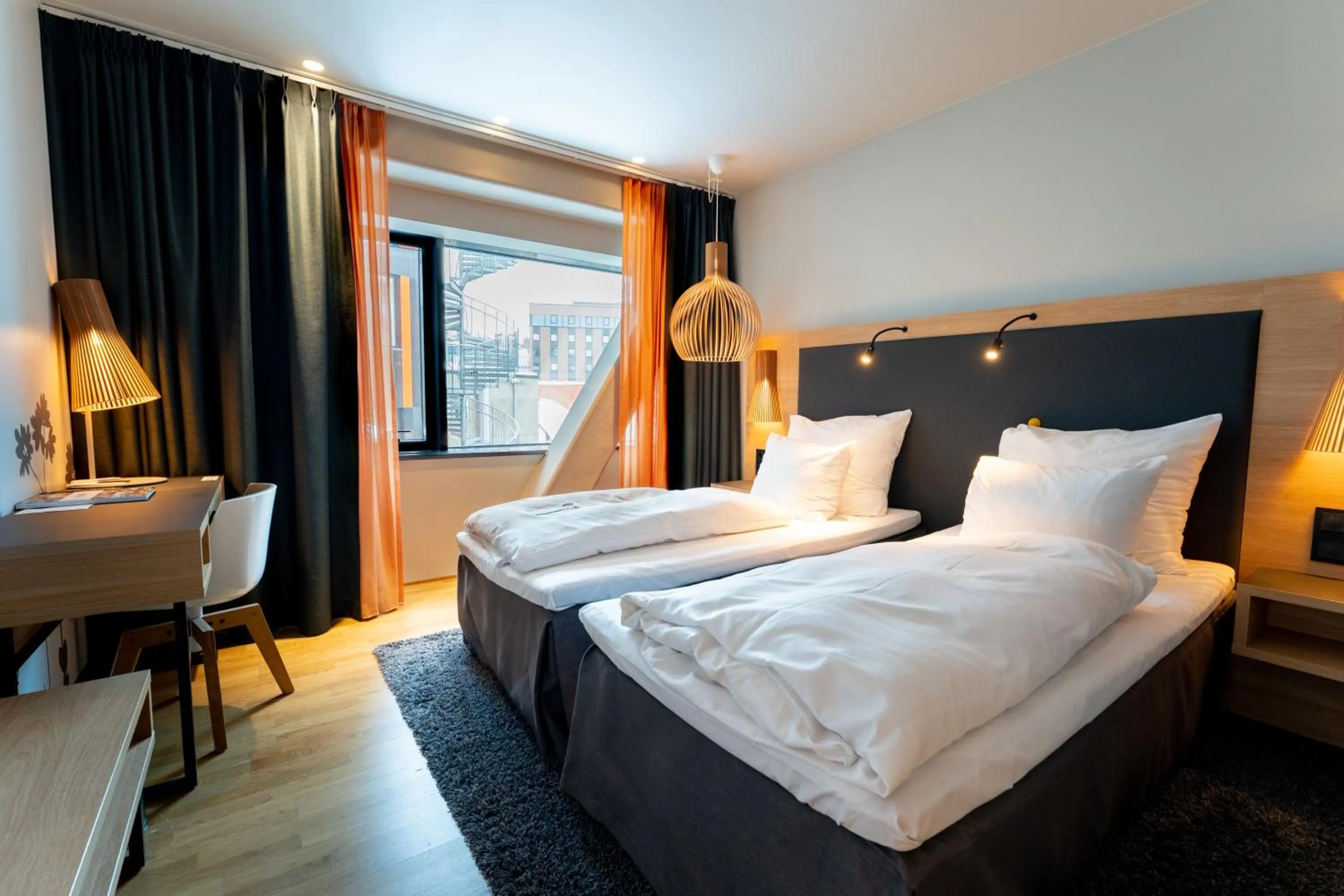 Standard Twin Room in Clarion Hotel The Edge