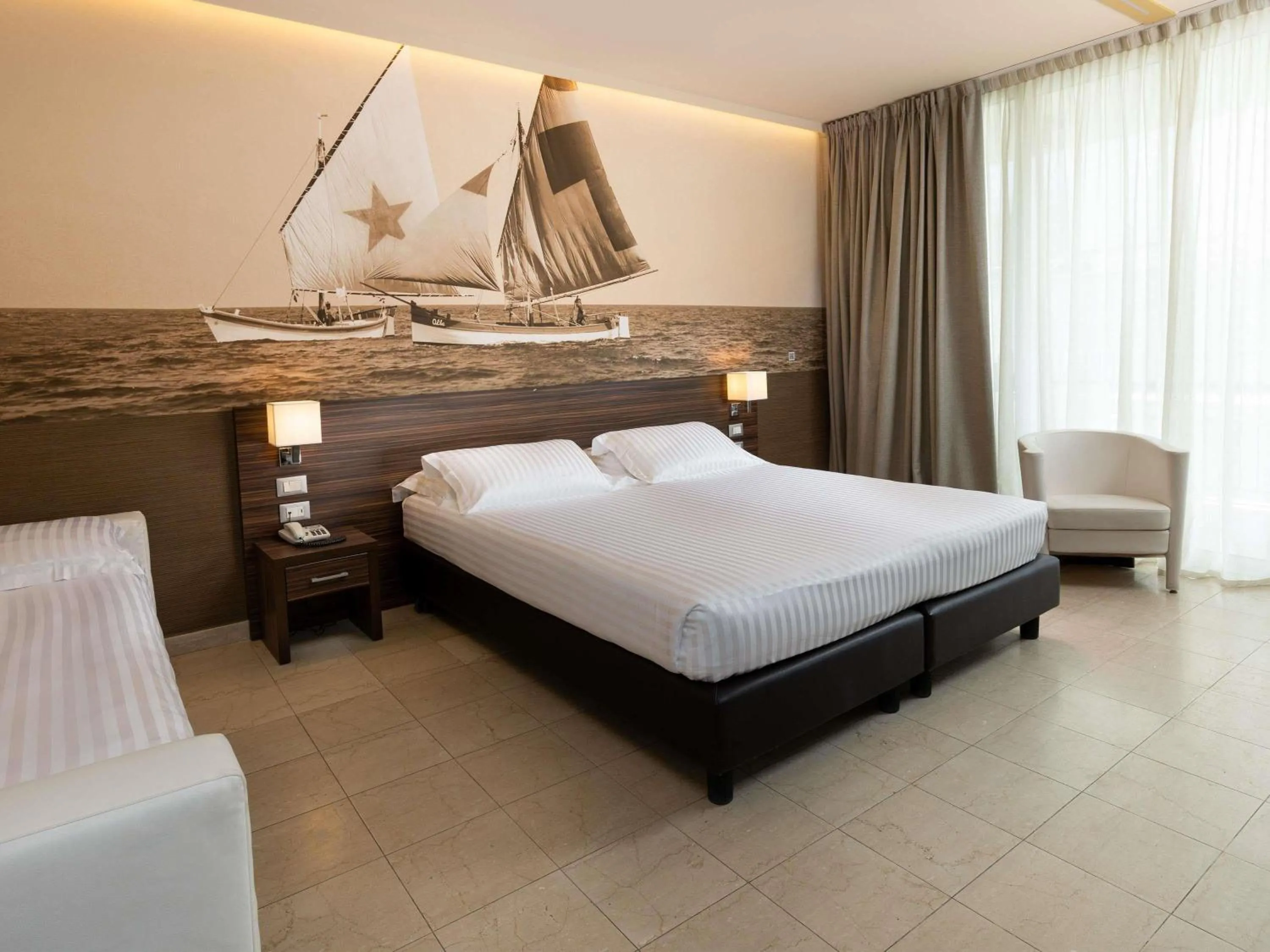 Superior Double Room with Balcony in Mercure Rimini Lungomare