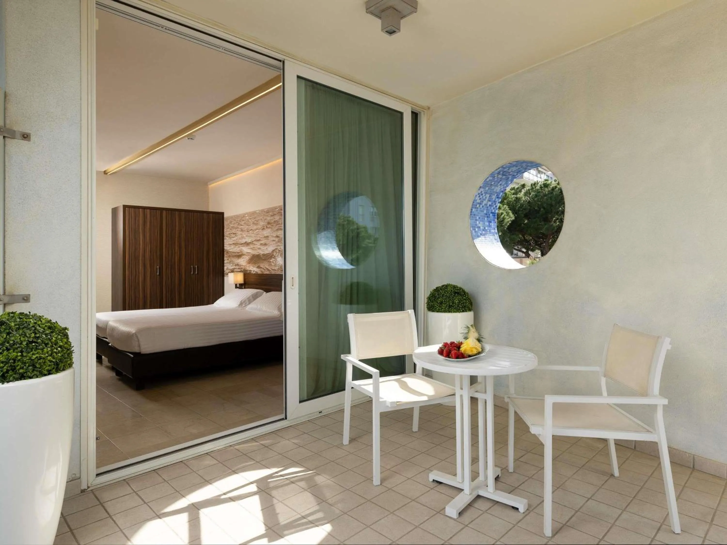 Classic Twin Room with Terrace in Mercure Rimini Lungomare