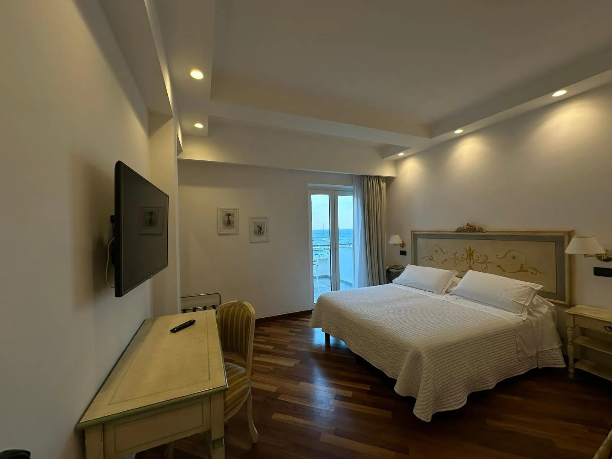Superior Double or Twin Room with Balcony and Sea View in Punta Campanella Resort & Spa