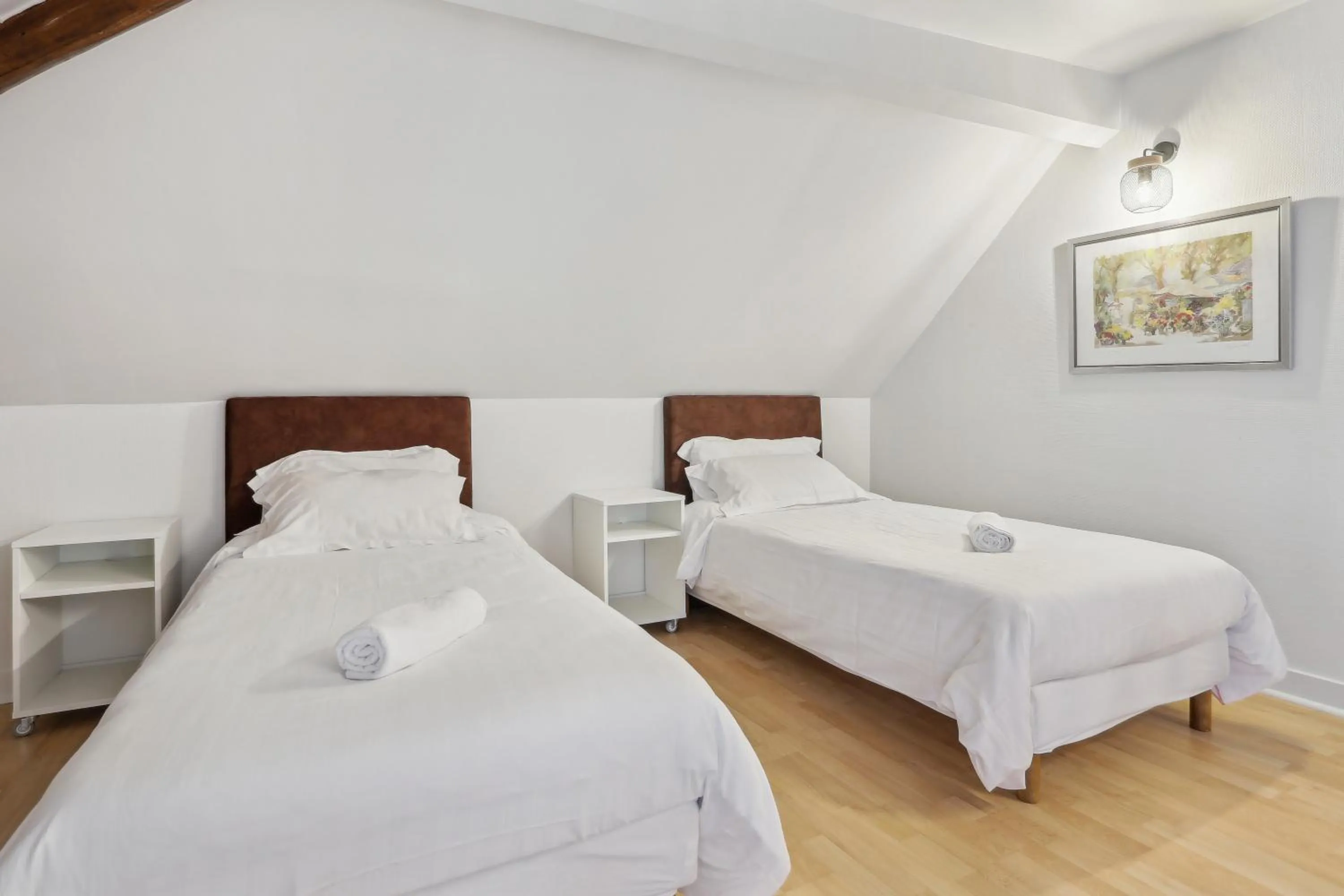 Apartment - Split Level in Hôtel Robespierre Ex Idéal hôtel Paris - Montreuil