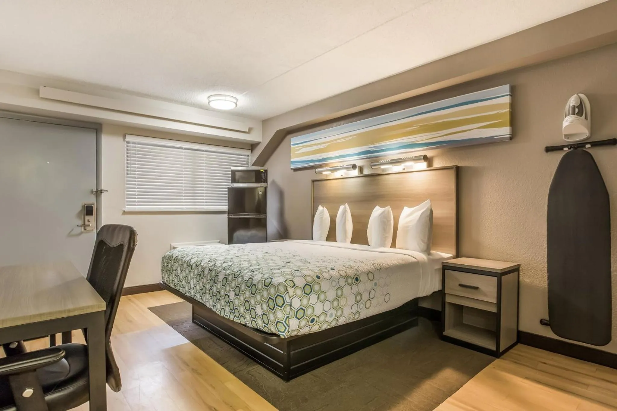 Studio King Room Disability Access Non-Smoking in HomeTowne Studios by Red Roof Princeton - Ewing/ Lawrenceville