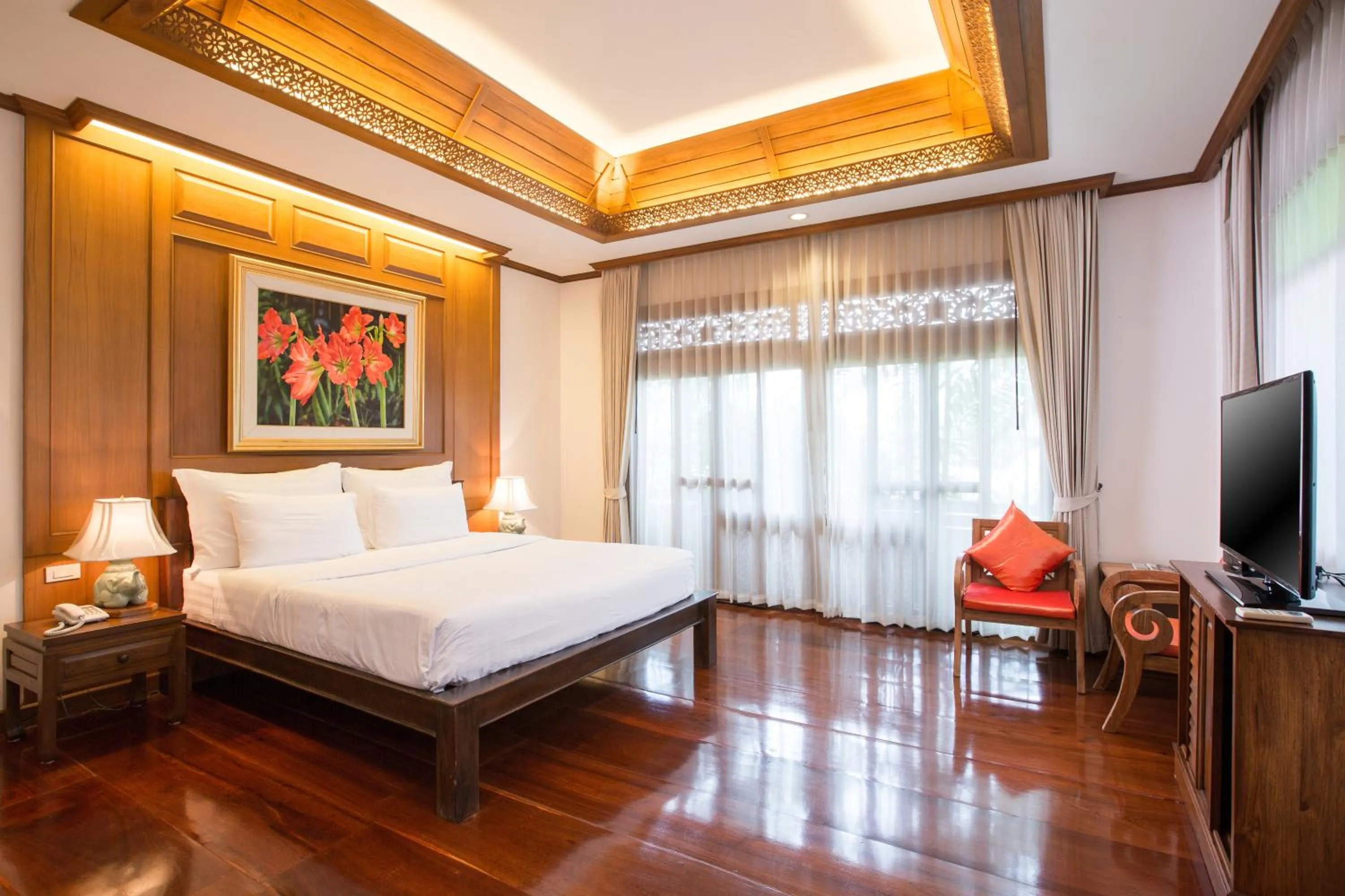 Queen Room with Garden View in Phusanfah Resort