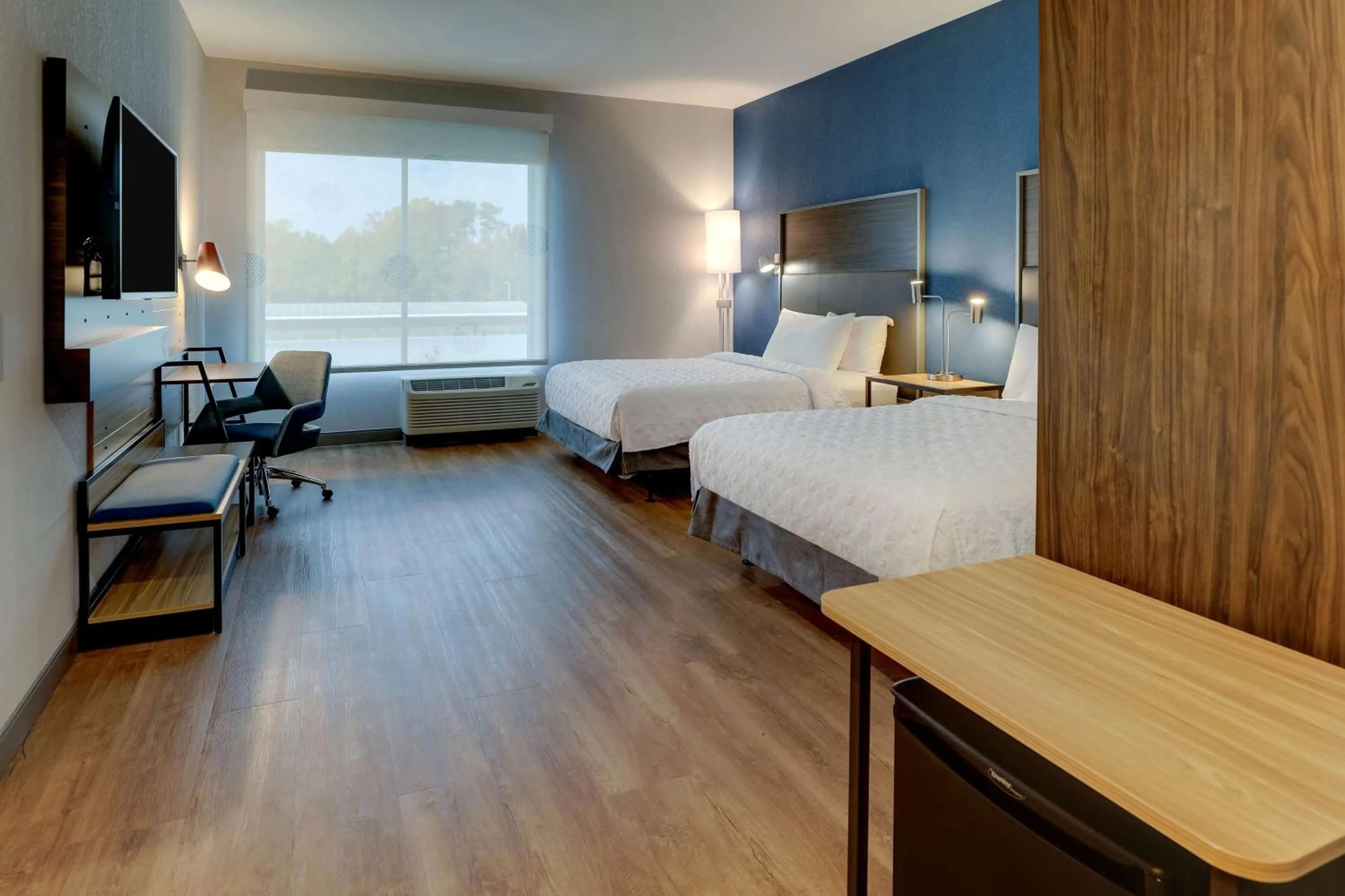 Queen Room with Two Queen Beds and Roll-In Shower - Mobility Access in Tru By Hilton Raleigh Garner